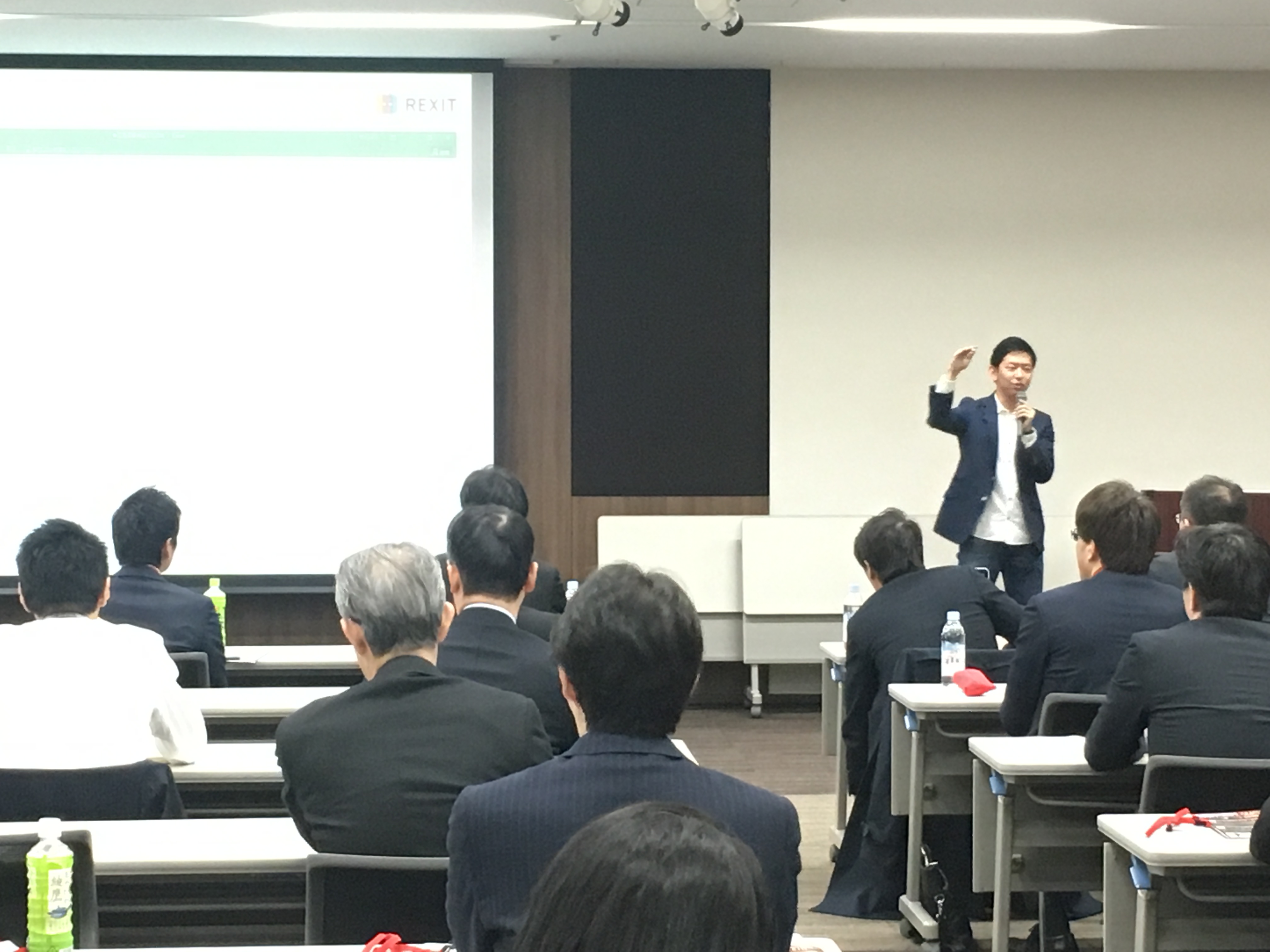 ウェディングジャーナルのセミナーに弊社代表の安藤が登壇させていただきました！