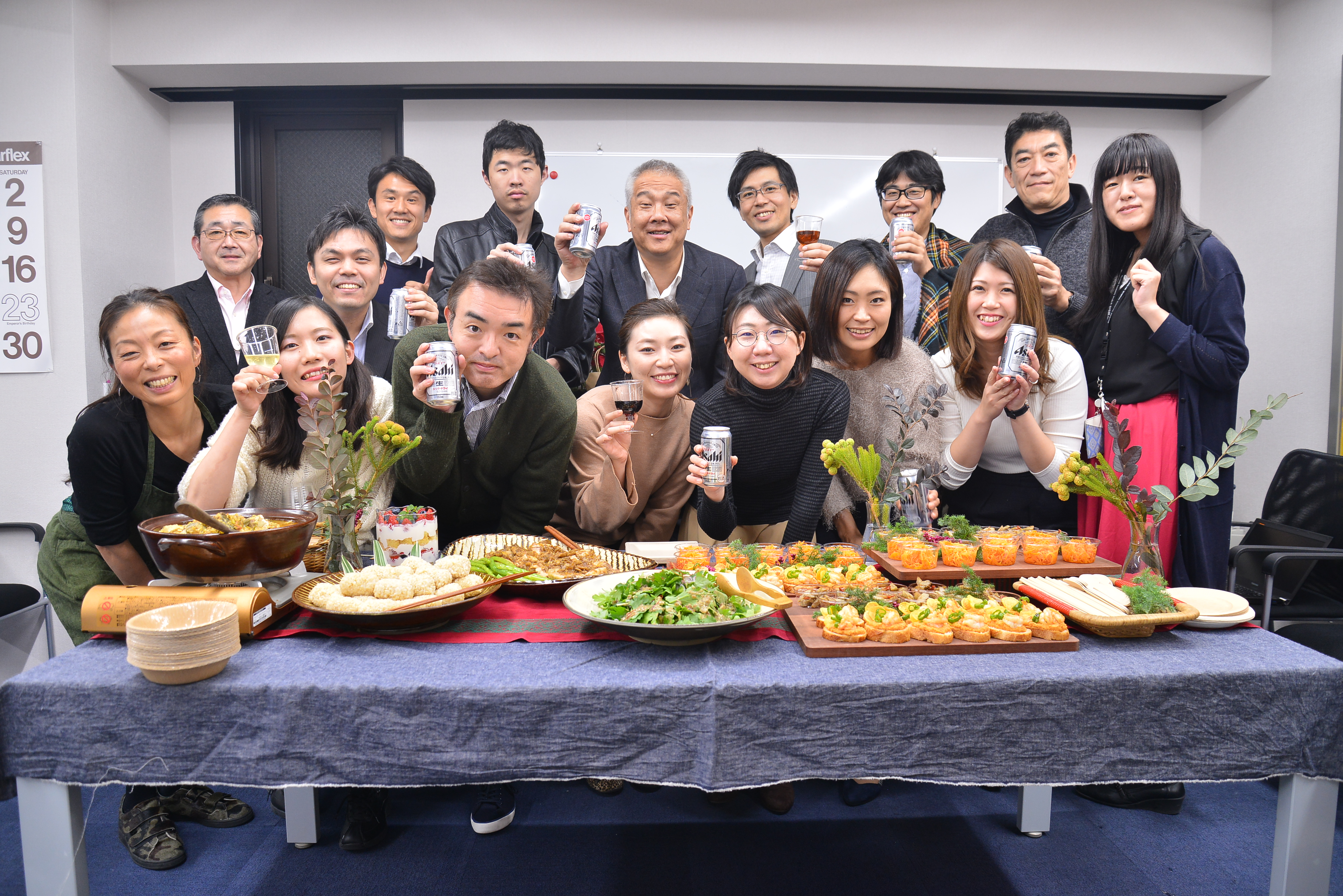 本年もありがとうございました！～2017年忘年会の様子をお届けします！