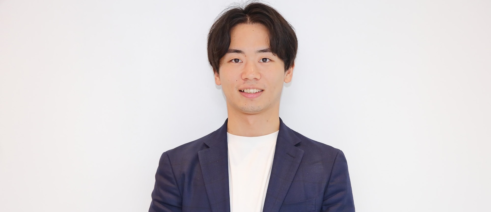 【社員インタビュー】教員からEdTechベンチャーに転職！学校現場の課題解決に燃えています/営業企画本部 森川陸さんに訊く「4つのなぜ？」