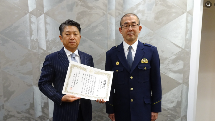 神奈川県川崎臨港警察署と協定を結び、地域の災害支援にも取り組んでいます。