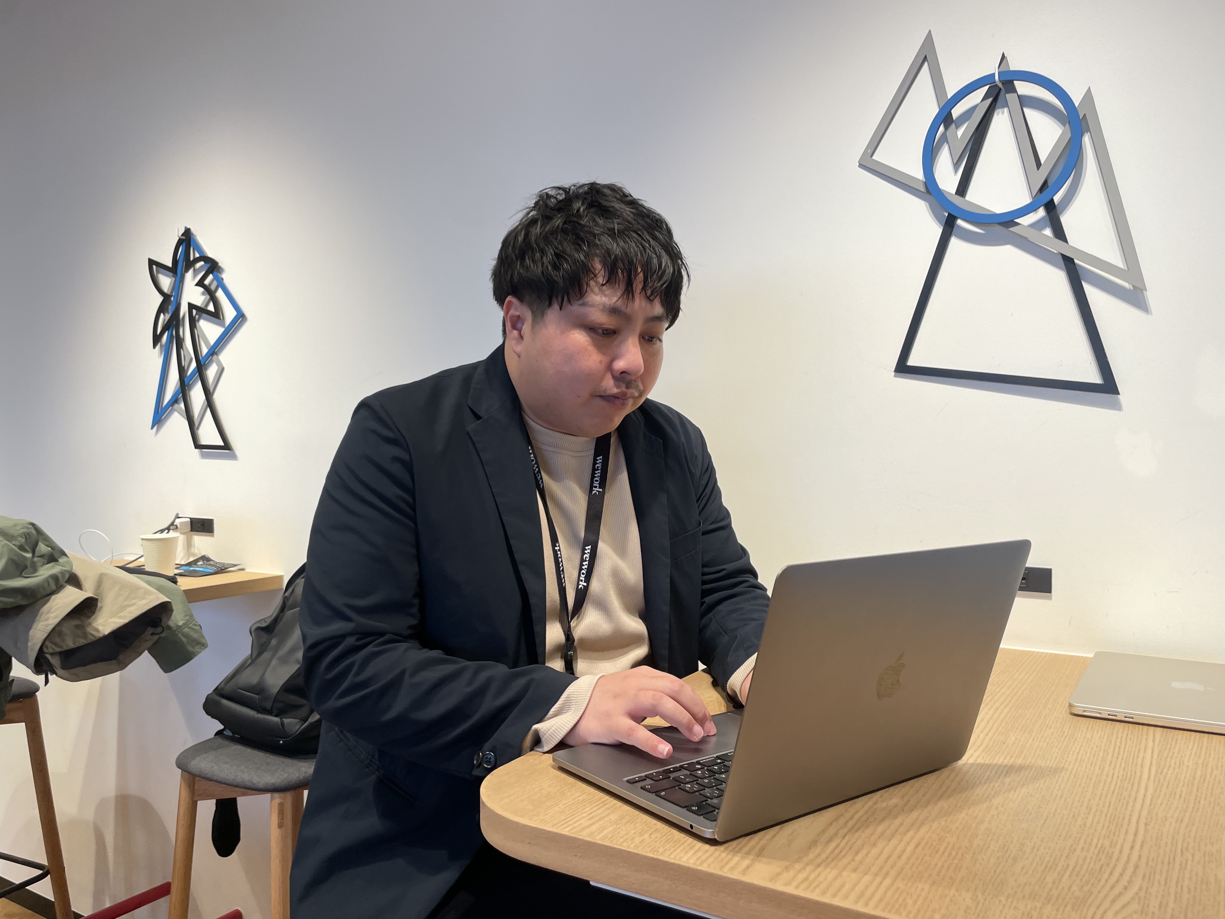 【教育旅行 営業】サッカー推薦を捨て、就職内定も捨て、セブ島へ！〜社員インタビューVol.1〜