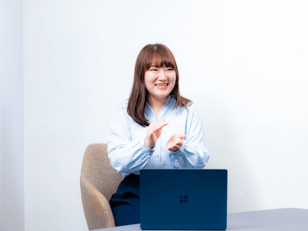 【メンバーインタビュー】入社歴は関係ない！ 入社早々に社内制度を全部自分でつくってしまったスーパー事務の話。