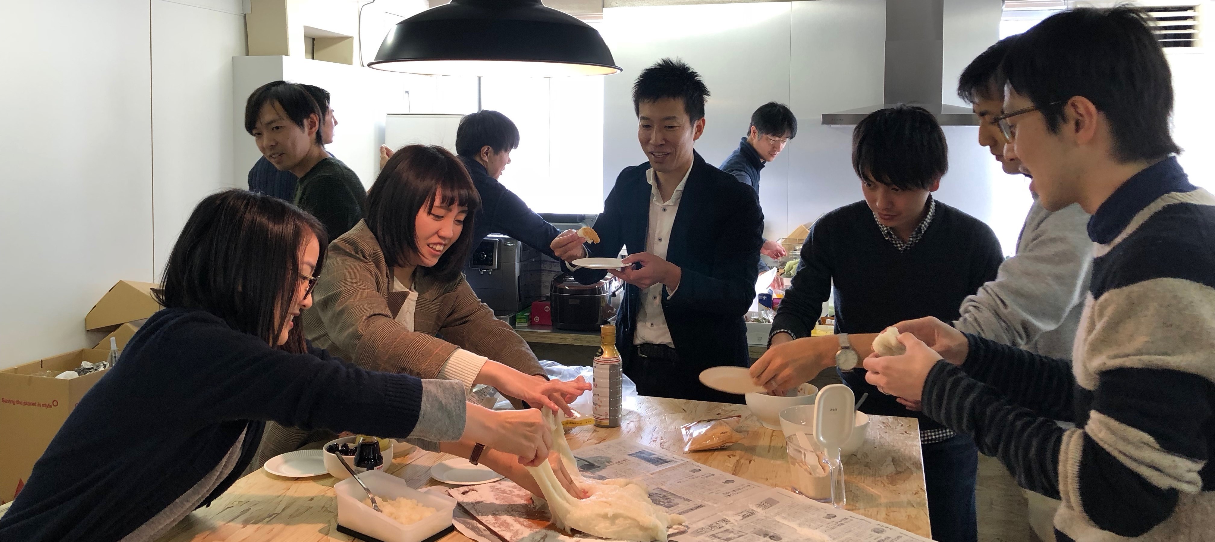 新年の過ごし方　～初詣・餅つき・書初め～