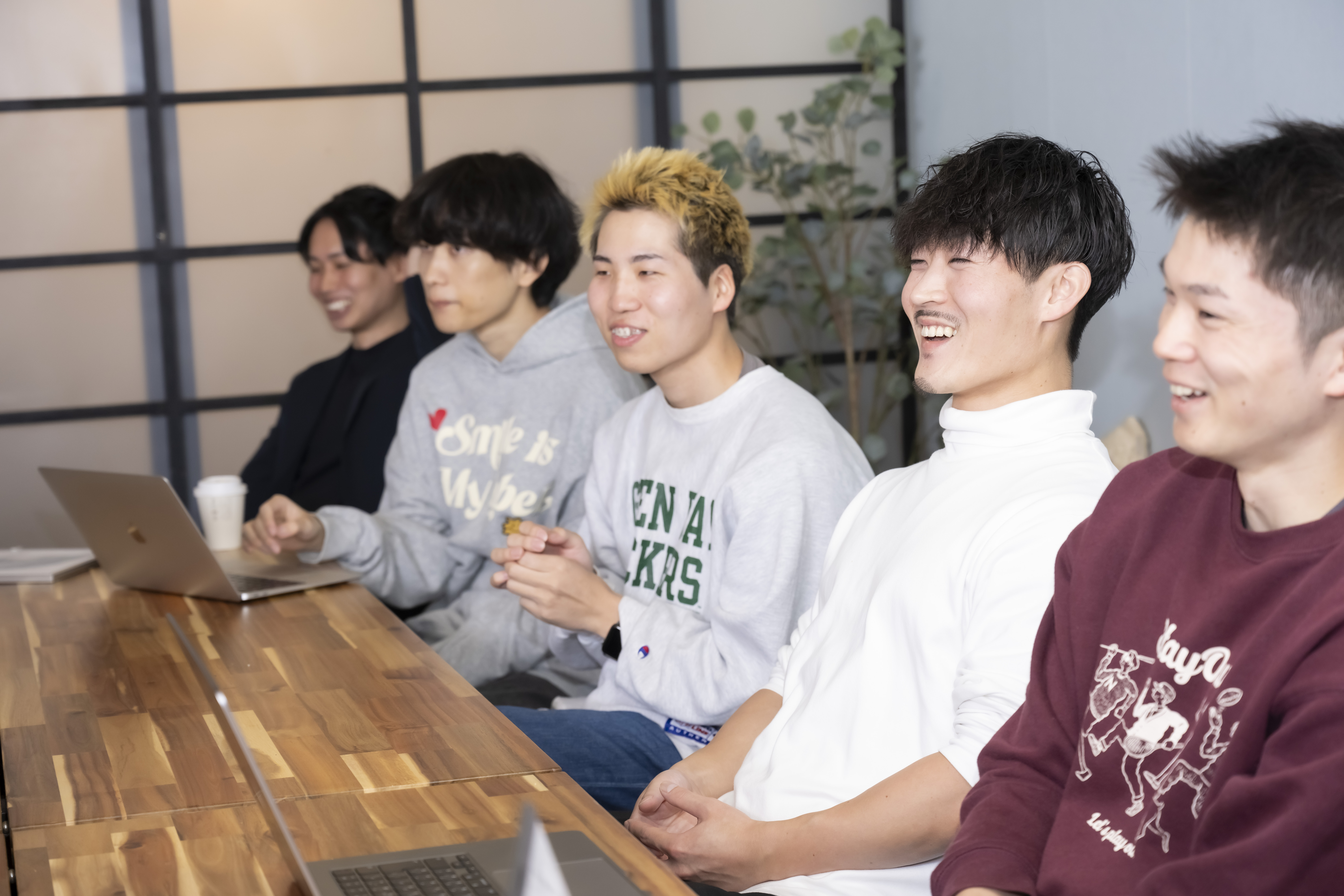 いつもはフルリモートだからこそ特別な体験！オフラインで開催した全社定例会レポート