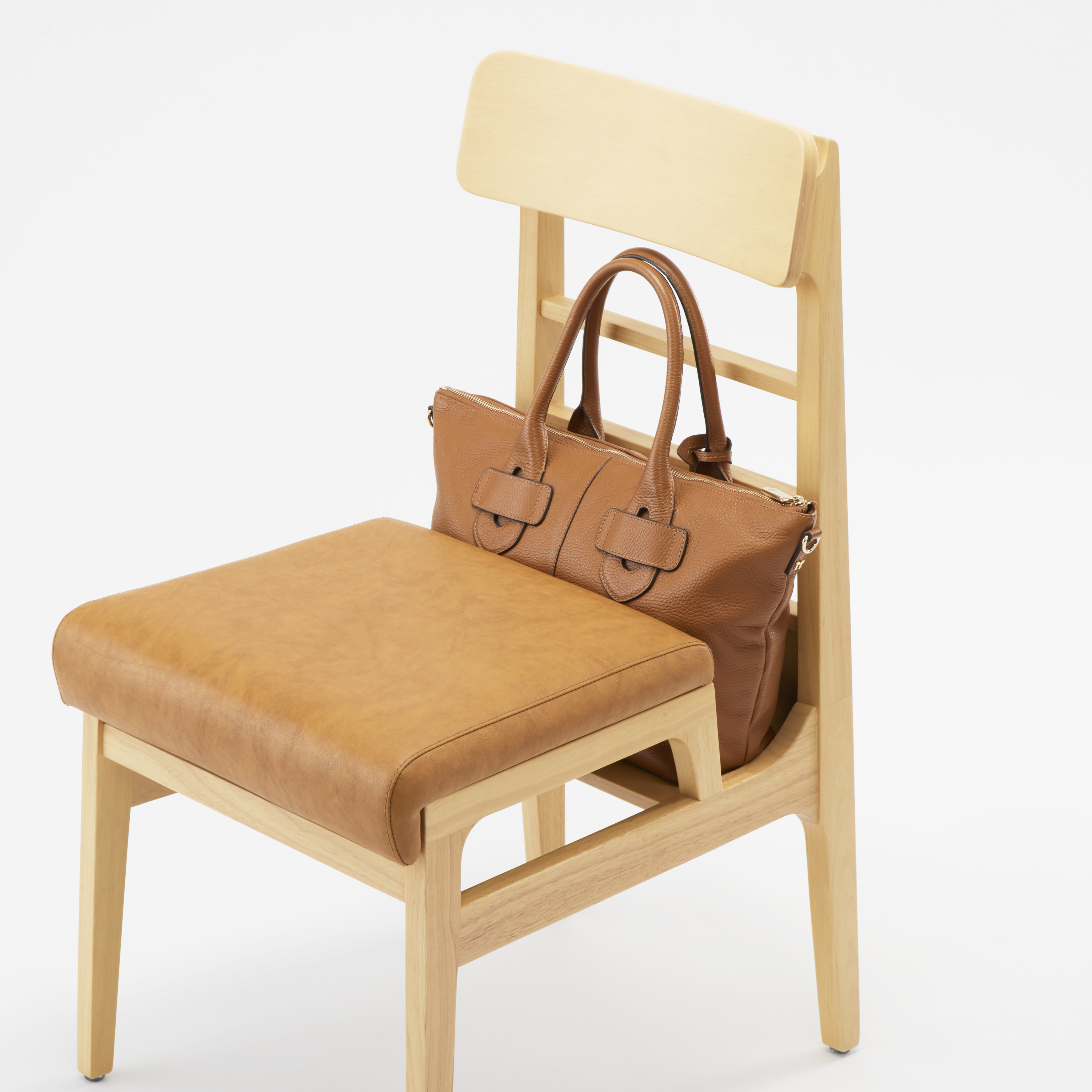 【開発】看板商品BAG-IN CHAIR  Cafeのはじまりの話