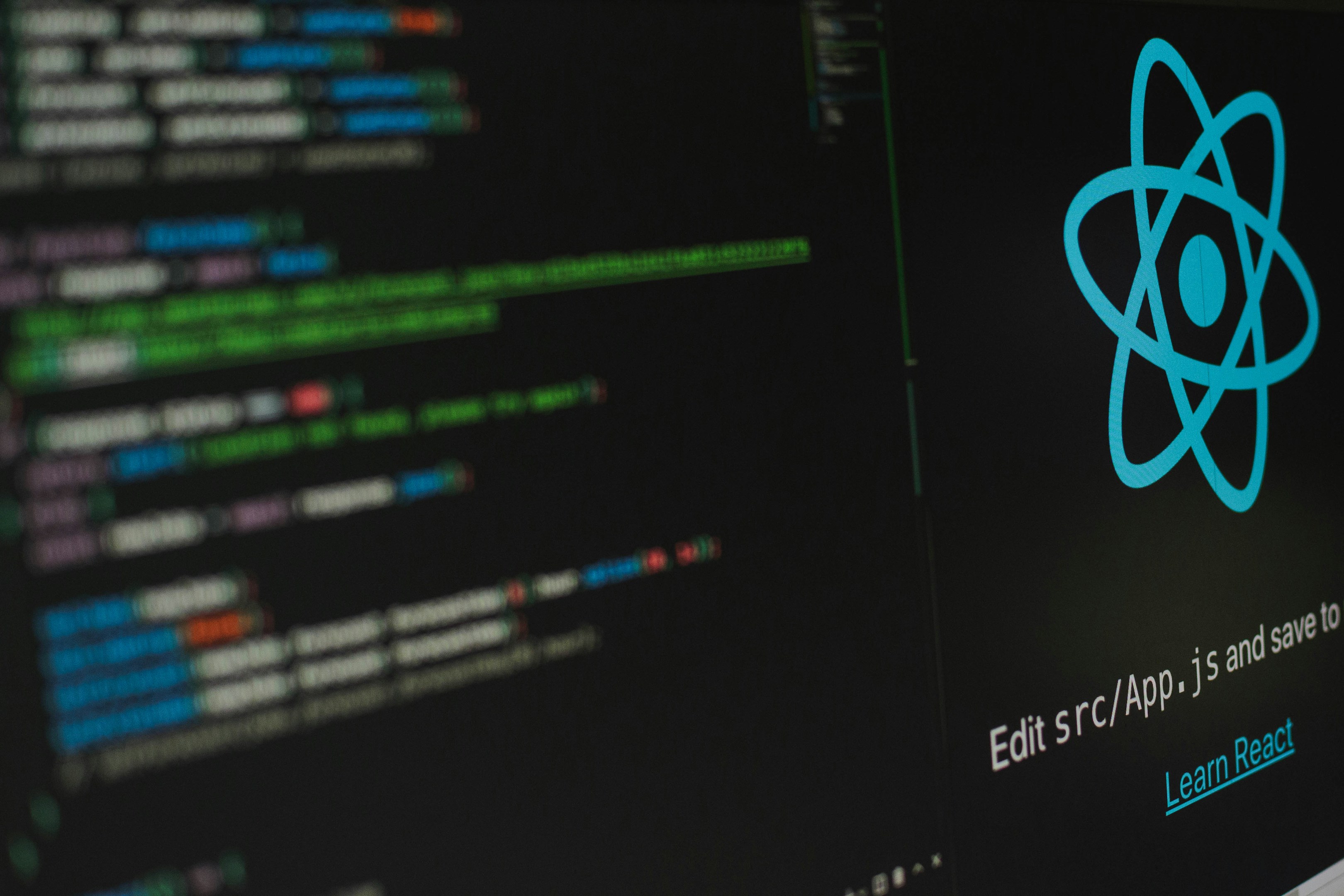 ReactとNext.jsの違いは.....