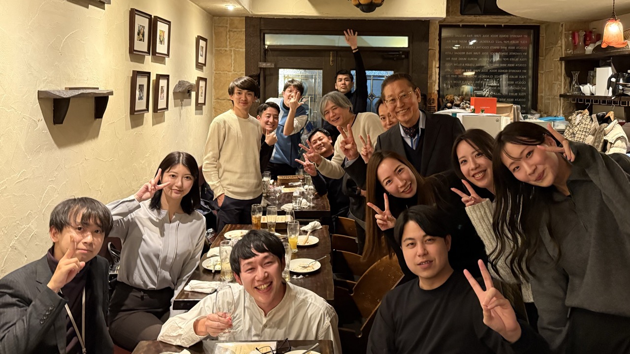 2024年の感謝と新年の抱負を共有する3つのイベント
