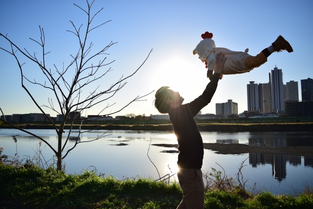 「男性の育休：子供と接する時間がなかった人にこそ、特にオススメ」その理由を聞いてみた