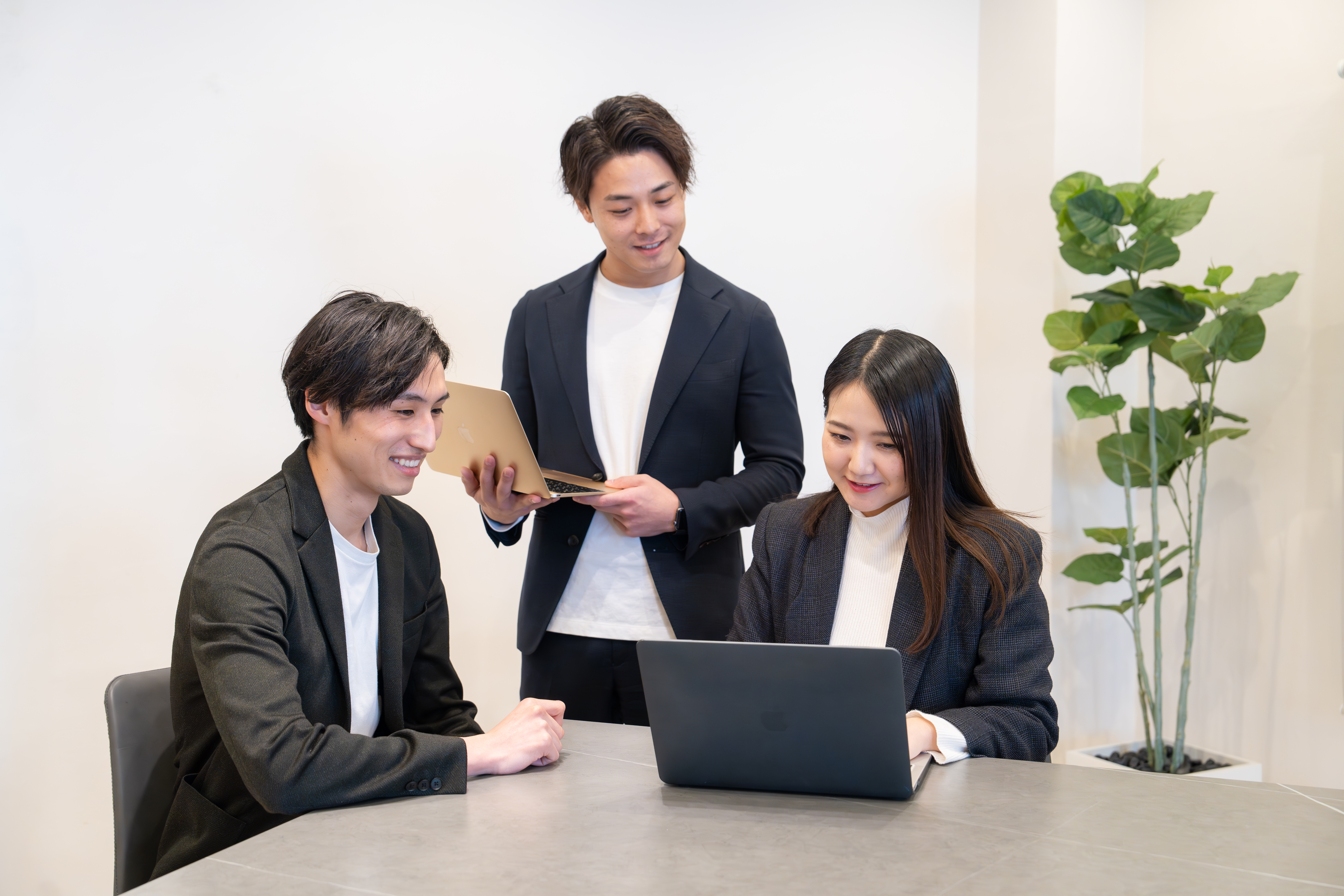 【社員インタビュー】飲食業界から未経験でエンジニアに挑戦！飲食業界出身 Sさんの転職ストーリー