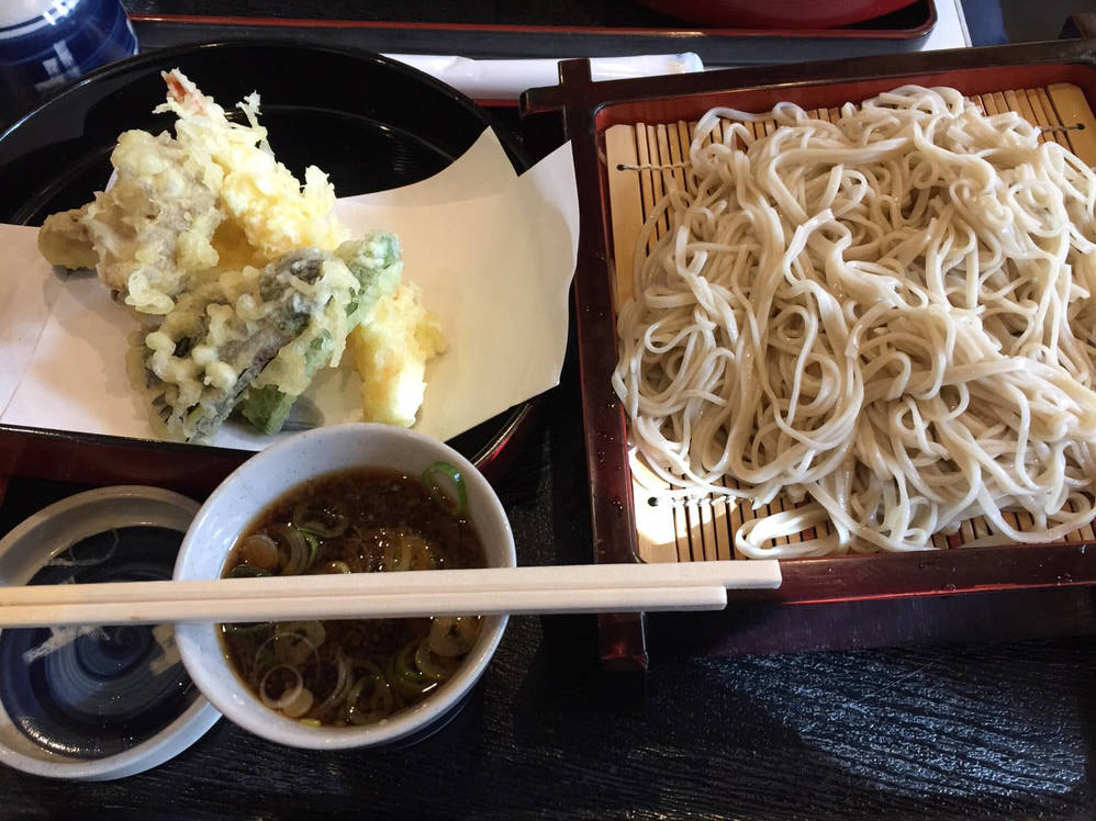全国を飛び回るフロントエンジニアが長野でウマいそばを食べた話。