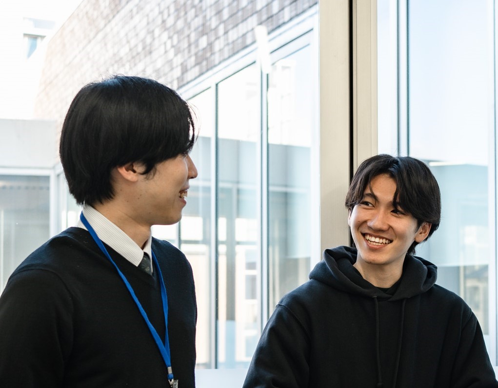 Vol.1【社員×卒業生インタビュー】サリヴァンで見つけた「できる自分」ー問題児から頼れるチューターへ！