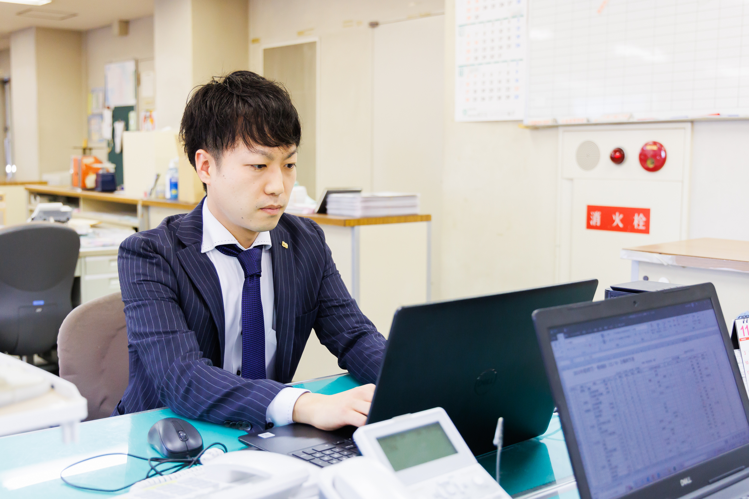 【五ツ木の社員インタビュー】未来を創る仕事へ ー 異業種からの転身で見つけた、教育現場でのやりがい