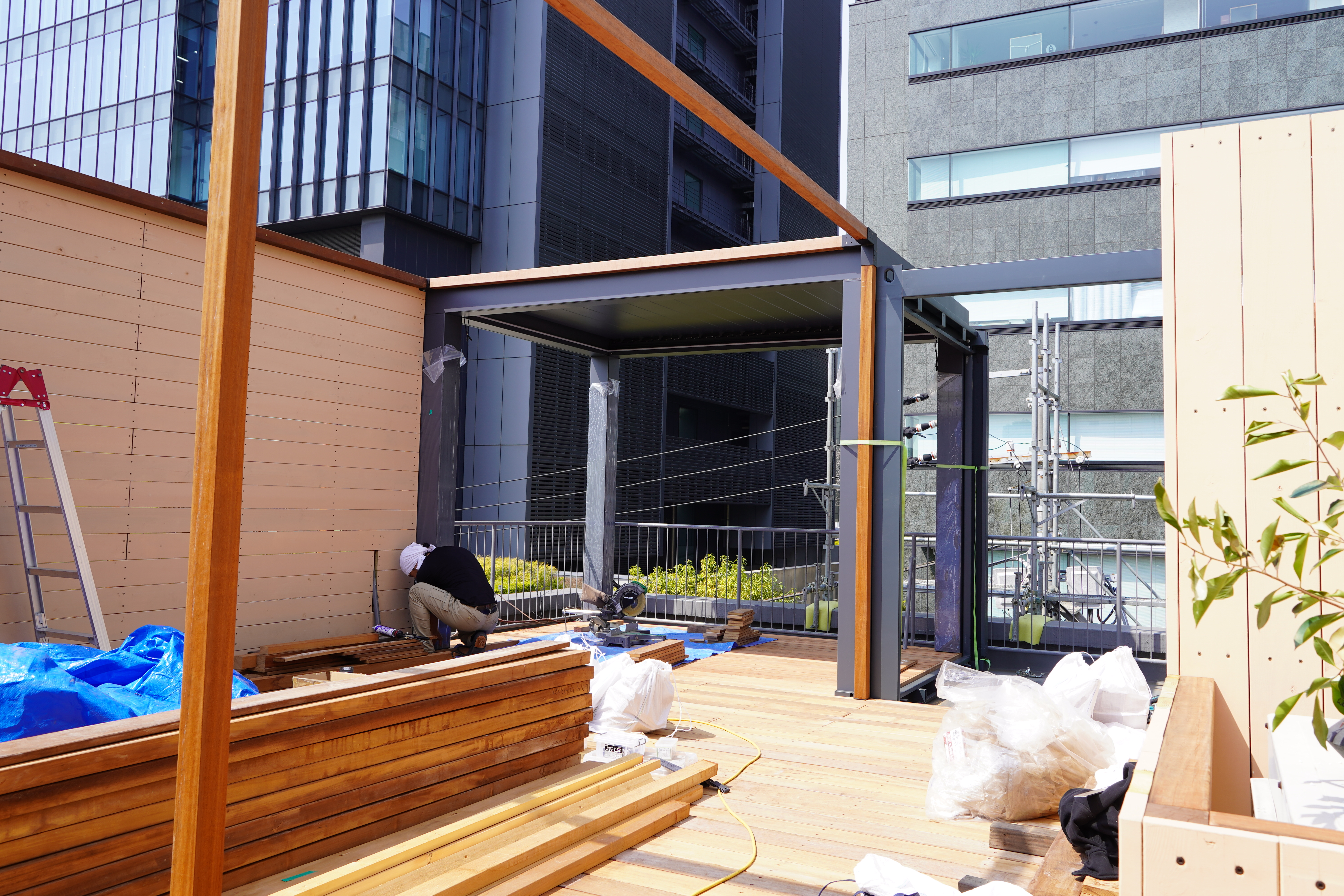 【ANKER＆ZIMMER】屋上に、自社プロダクトを詰め込んだ特別な空間を建設中！Vol.１