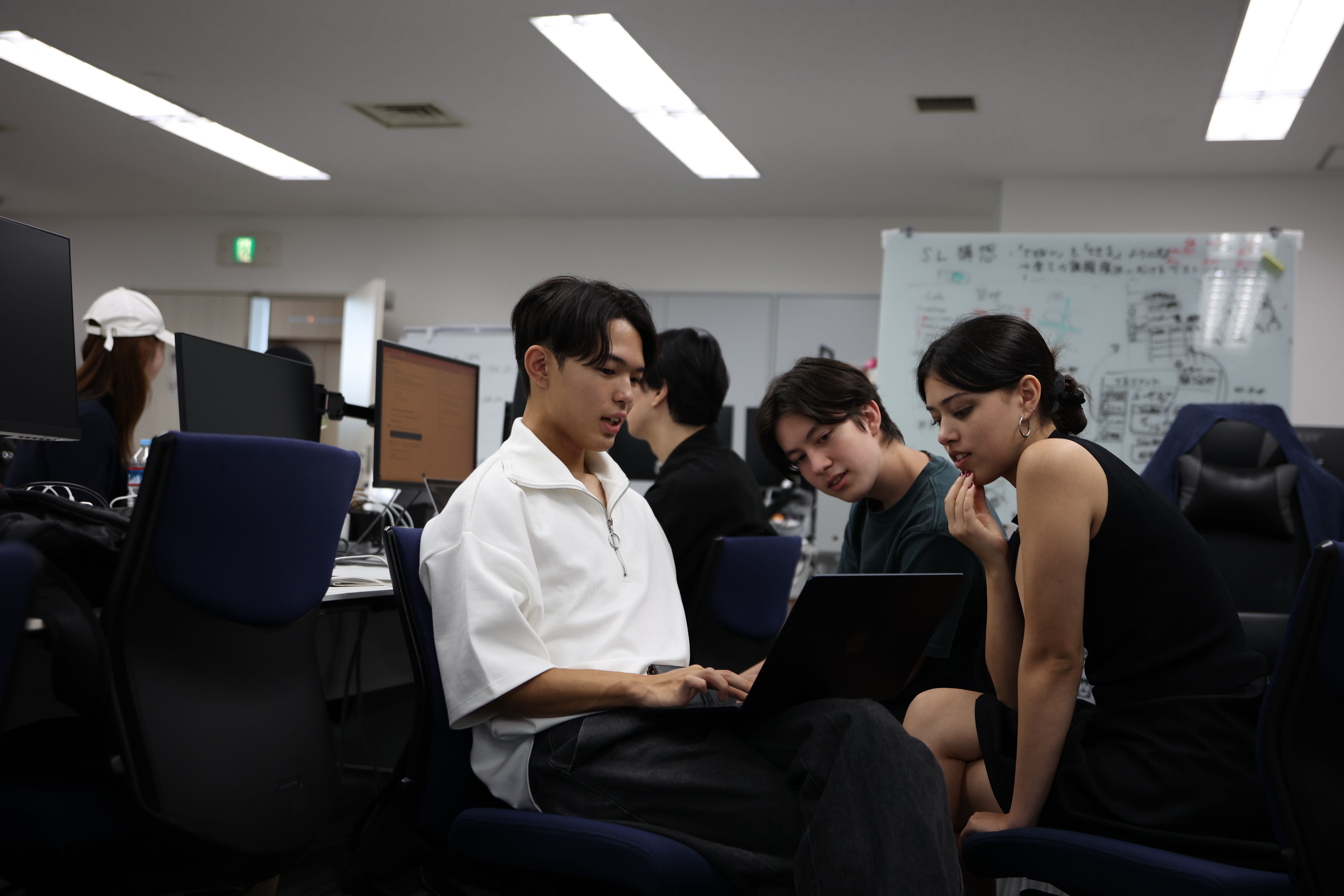 「あなたの能力は"周りの人"で決まる」アドネス社が実践する才能を開花させる職場環境