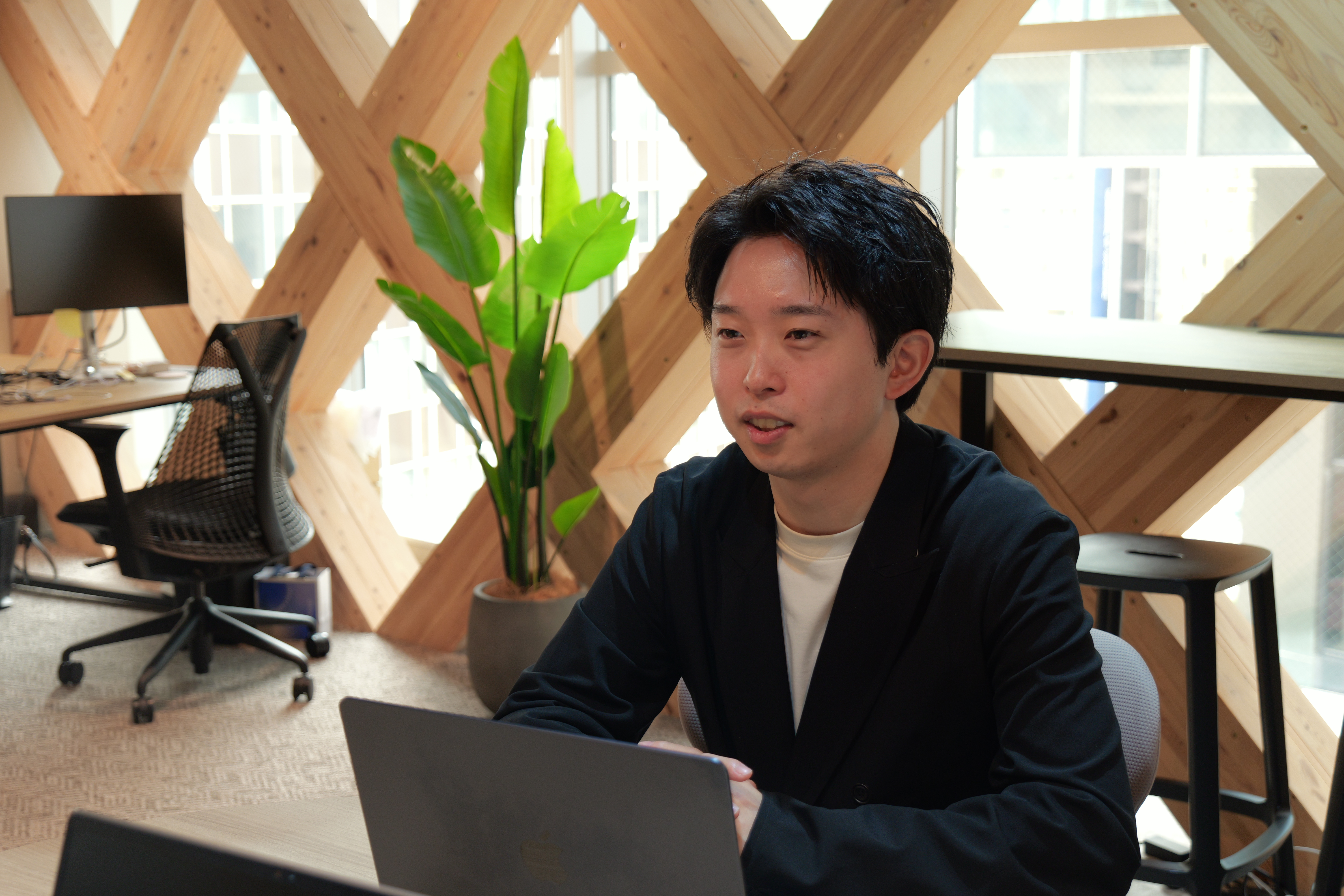 【社員インタビュー①】ハーマンドットでの1年を振り返って