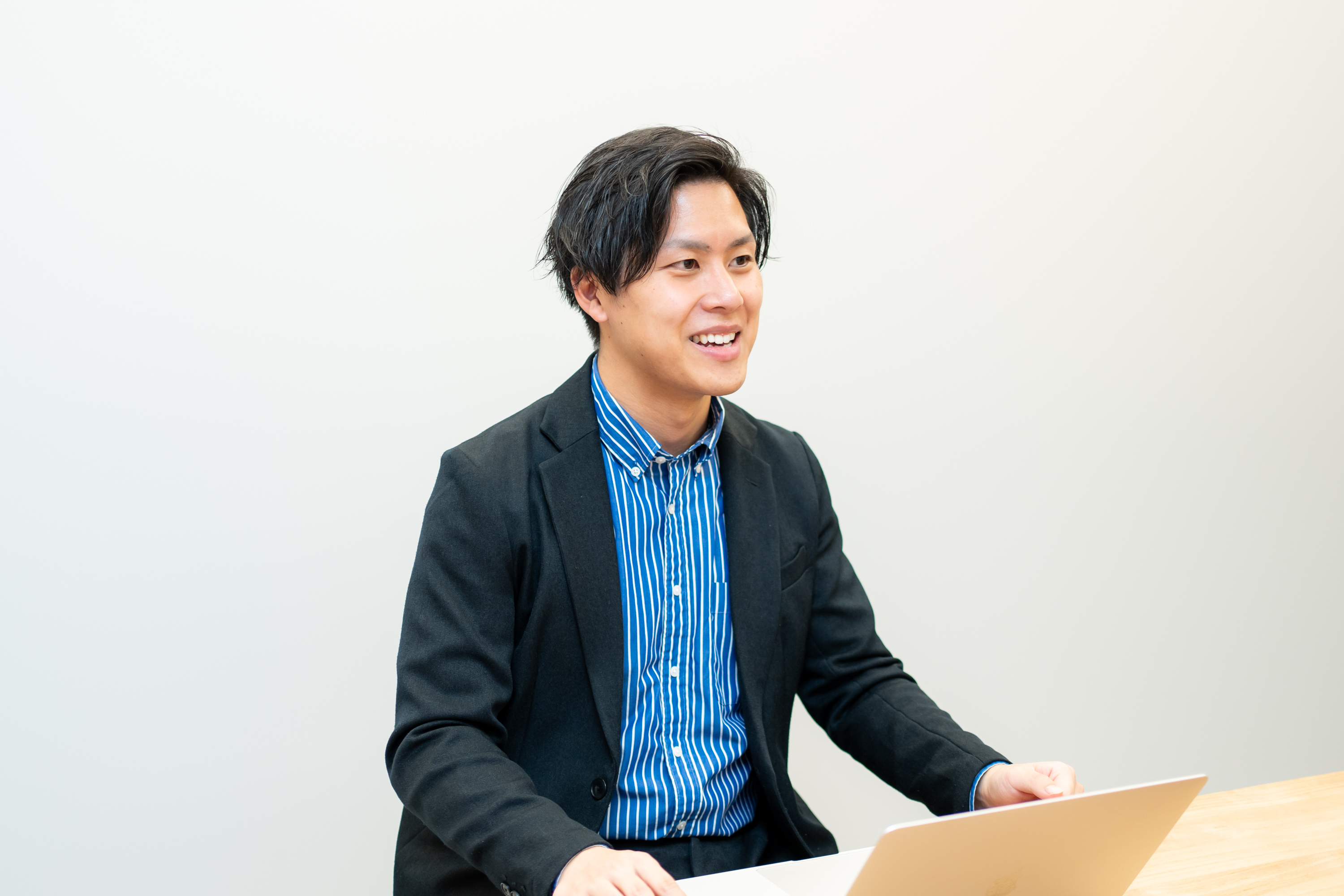 【代表インタビュー】ものづくりへの情熱から始まった挑戦。顧客に最適解を届けるために生まれたユルリカ