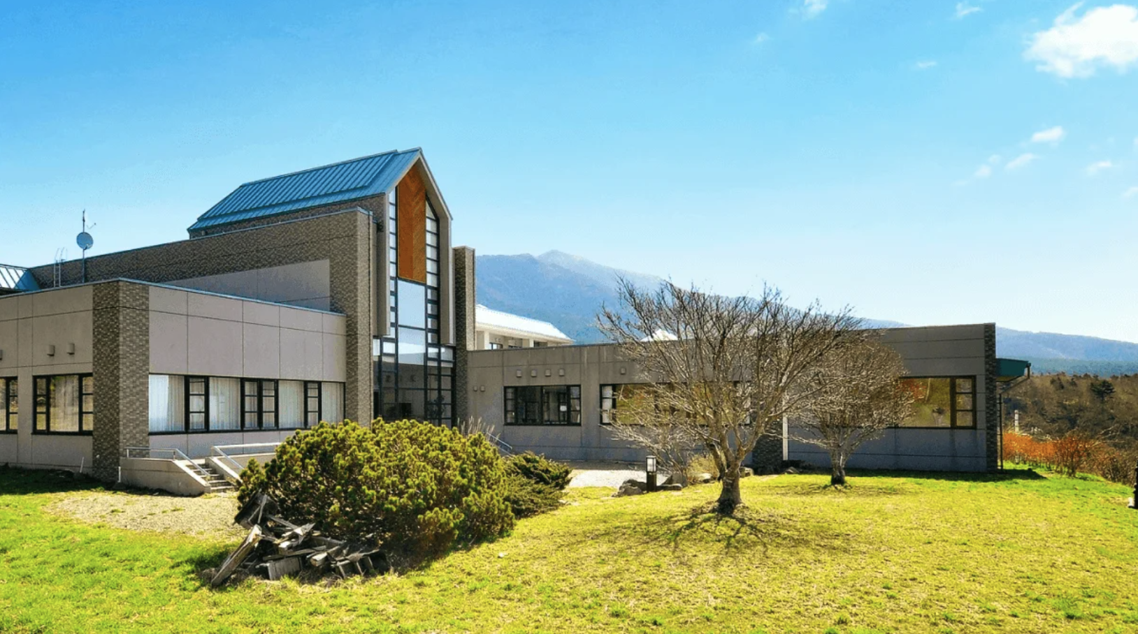 北海道様似町「ホテルアポイ山荘」の運営を開始しました