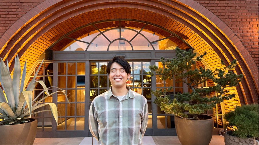 マーケターから転身、ビジネスにインパクトを与えるデザイナーへ