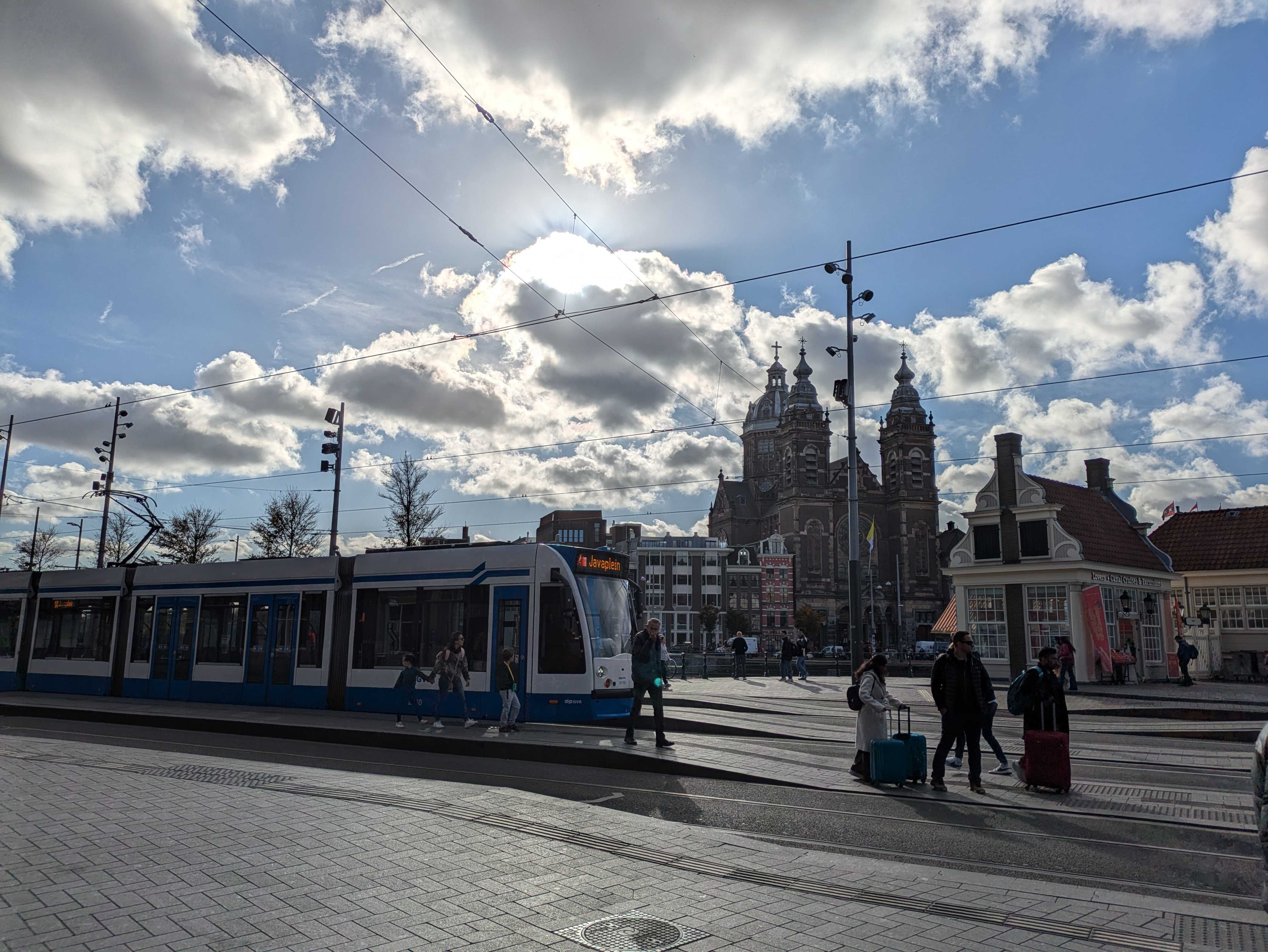 Right Designが全員でオランダのDutch Design Weekへ行った理由