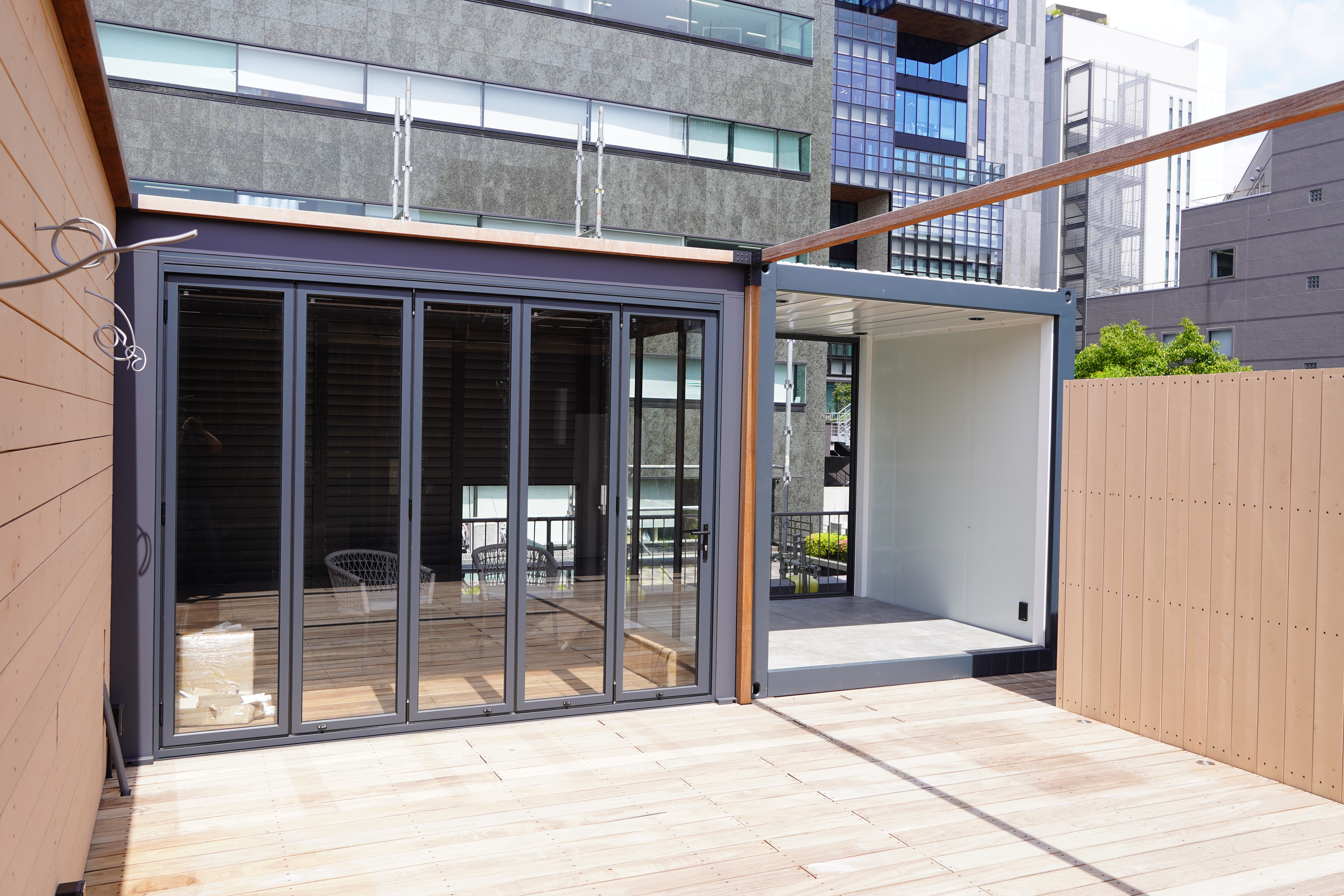 【ANKER＆ZIMMER】屋上に、自社プロダクトを詰め込んだ特別な空間を建設中！Vol.４