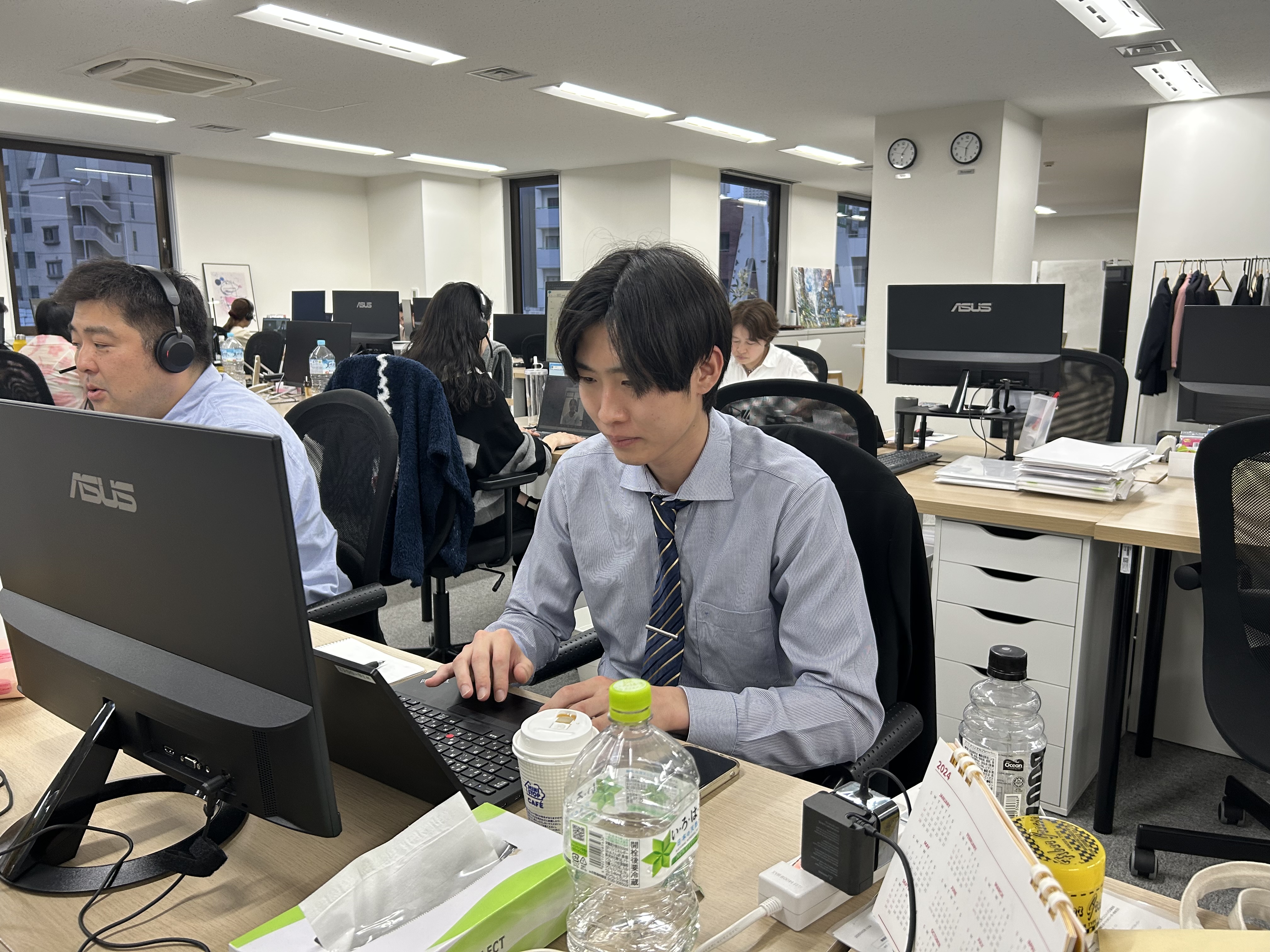 【社員インタビュー】九州出身 | ずっと関心を持ち続けた国際関係の仕事で輝きたい！