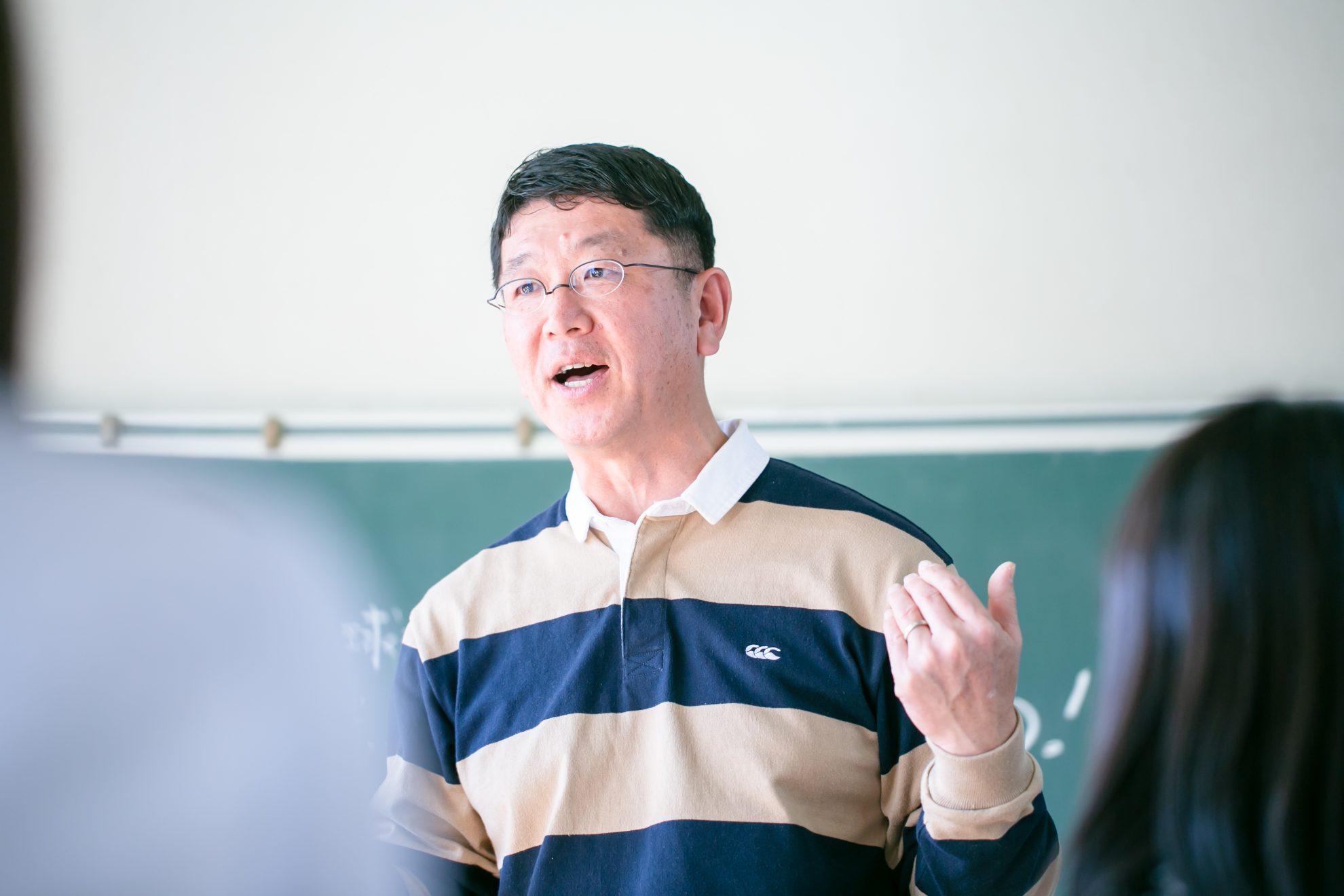 すべてのひとが　自然と文化を　じぶんを　そして　ひとを愛する世界　を目指して