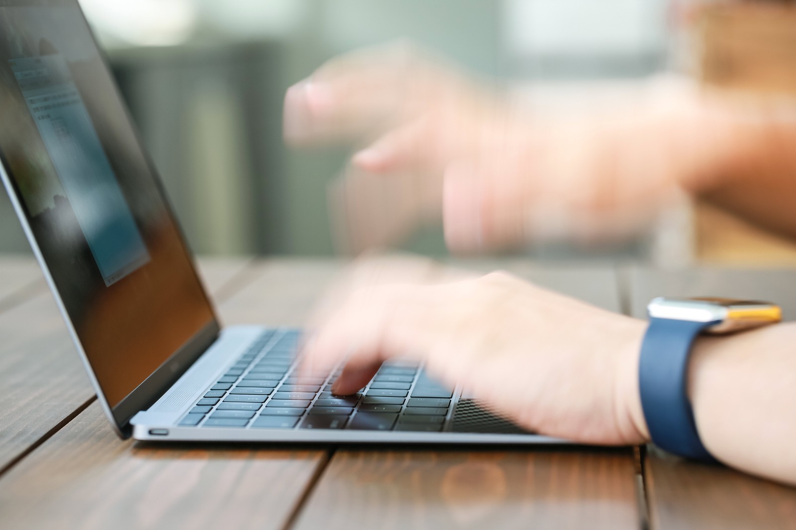 信頼を得るための第一歩は、早いレスポンスだ