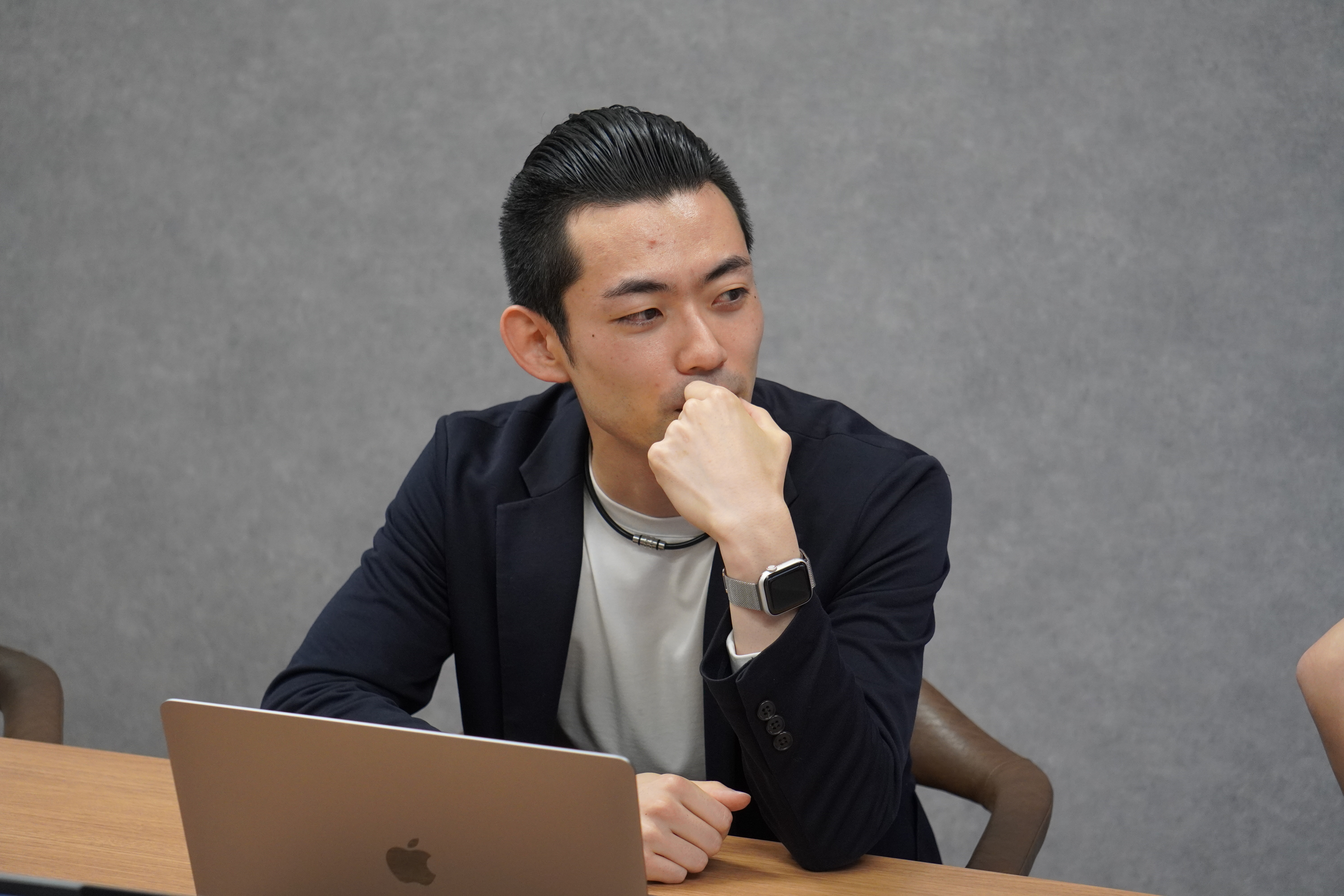 「Qaseeは僕たちセールス部が牽引していく」最年少マネージャーの挑戦。（セールスMgrインタビュー）
