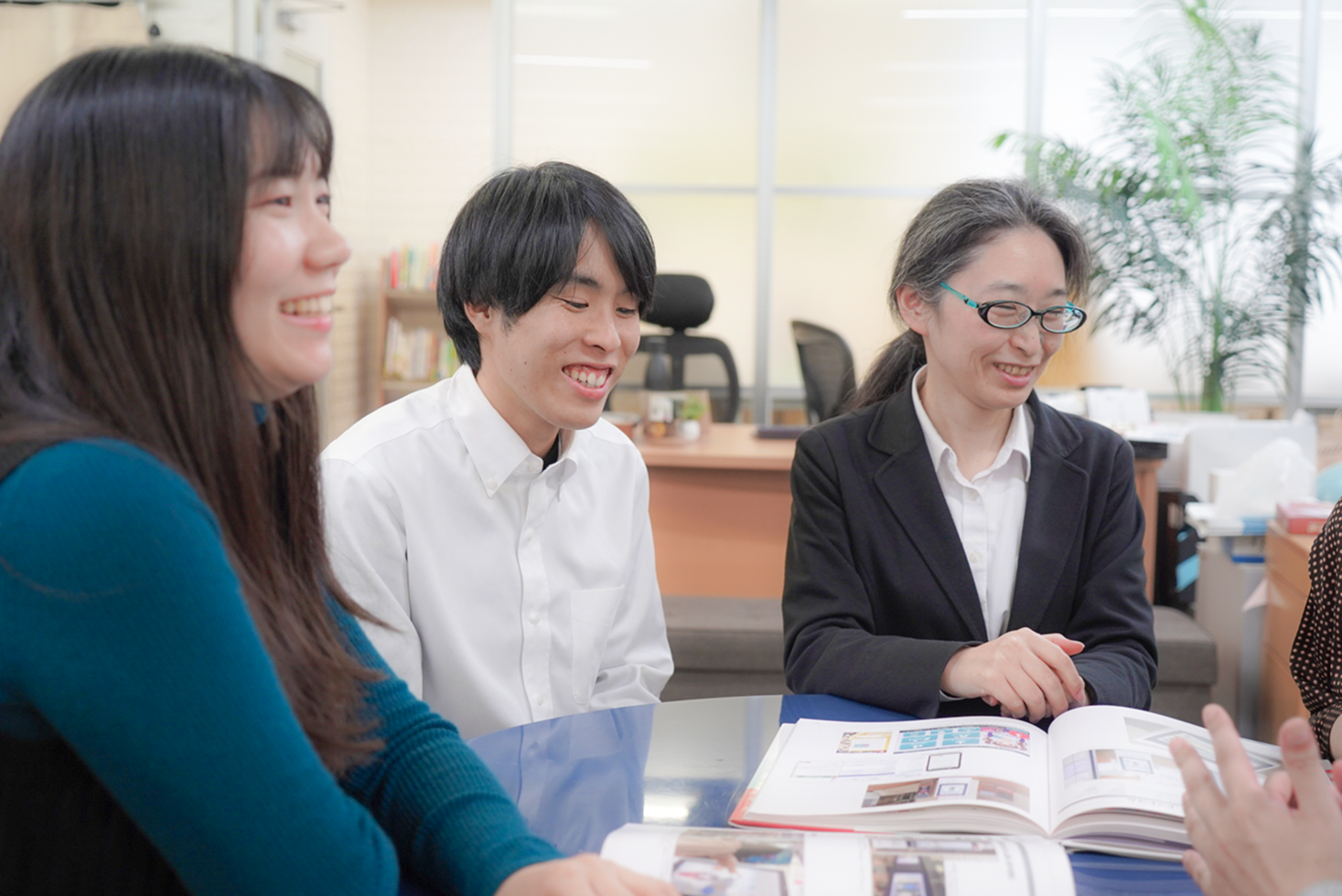 #中の人しか知らない魅力 | ティファナ・ドットコムの自慢は、AIと人が織りなす「笑顔」の裏側にある！