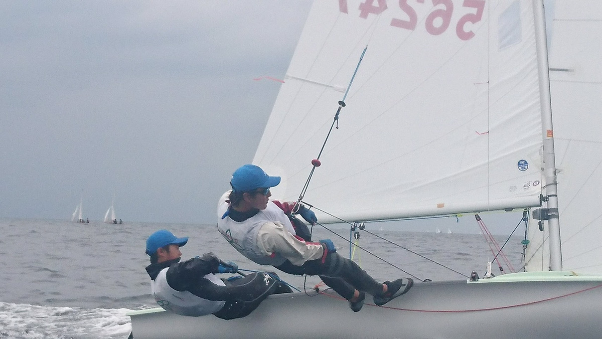 【前編】「進路も、ヨットも、自分で決めた。“人生の舵”を握り続けた僕の原点」——人生をかけて挑んだ航海の軌跡