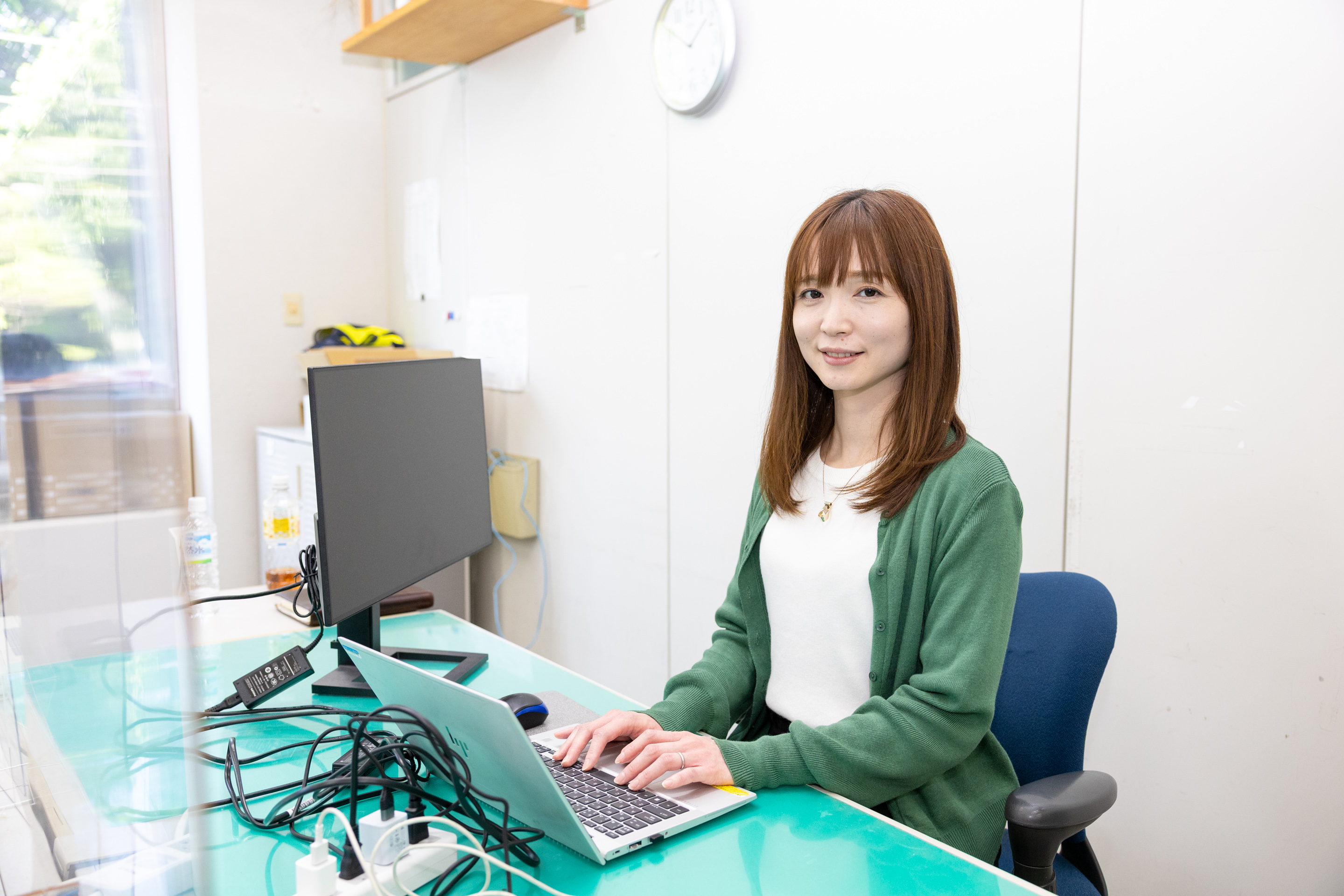 未経験から挑戦したモノづくり業界。働いて感じる面白さとは？【メンバーインタビュー/エンジニア宮部さん】