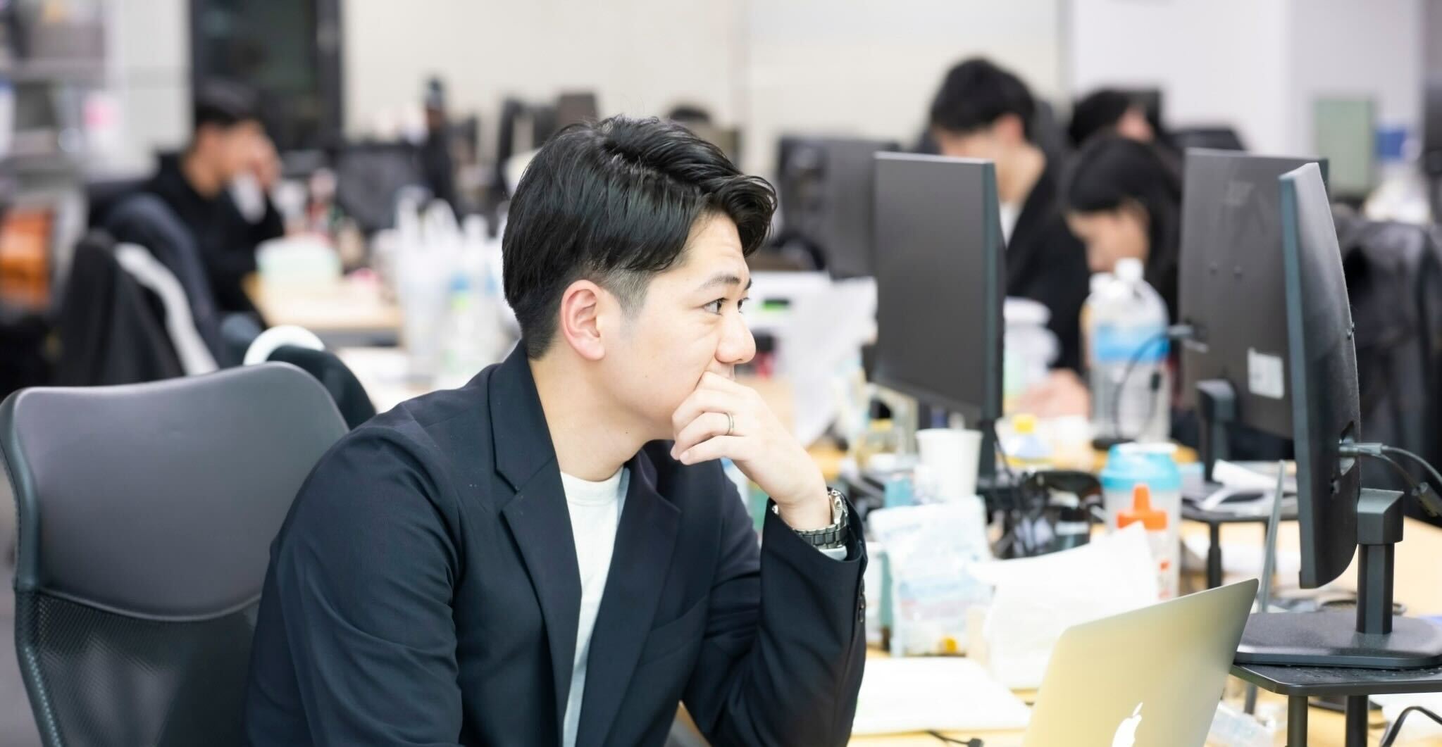 20代で「営業・人事・経理・法務」全てを経験した男の叩き上げキャリア