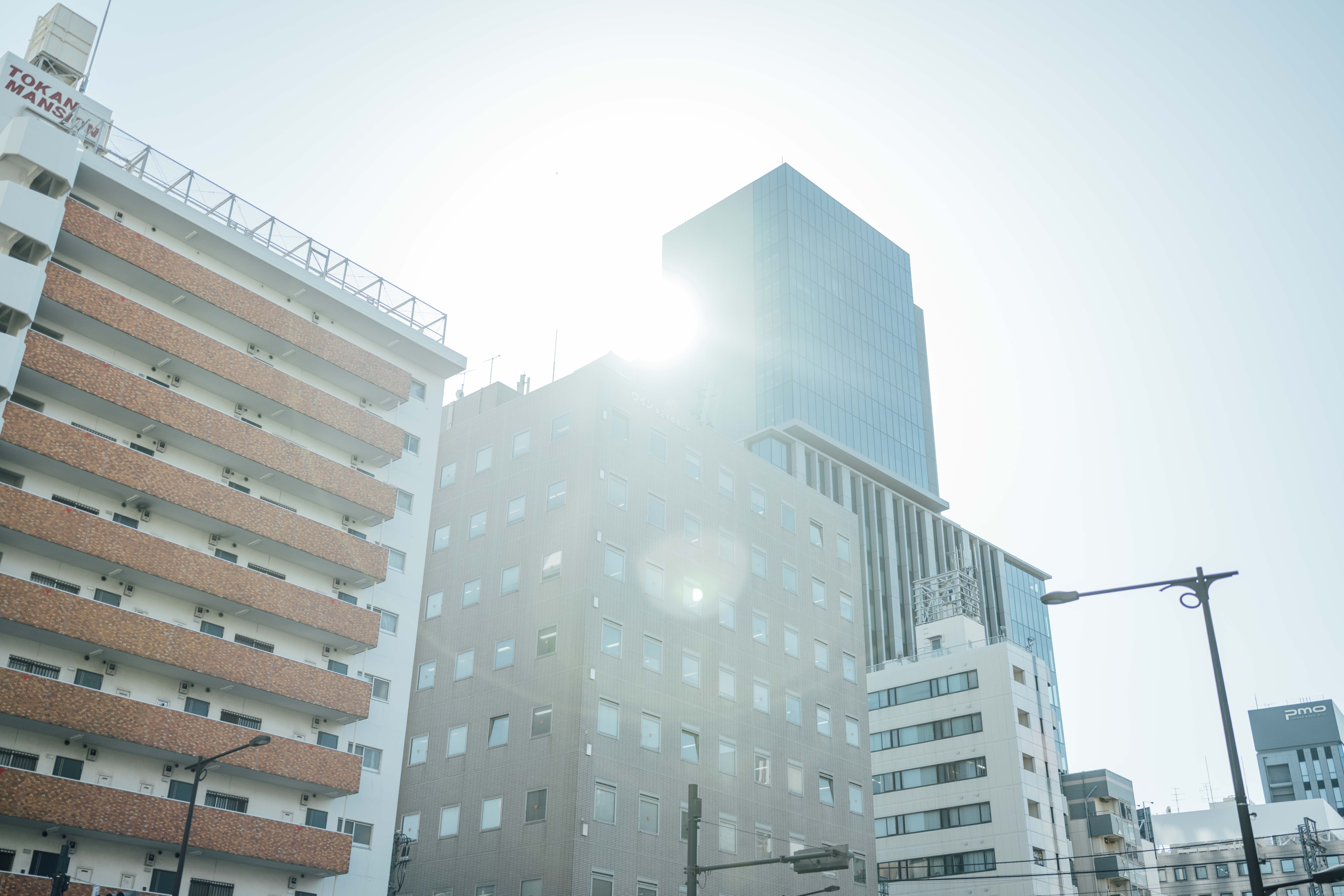 社名の由来は「夢を描く」