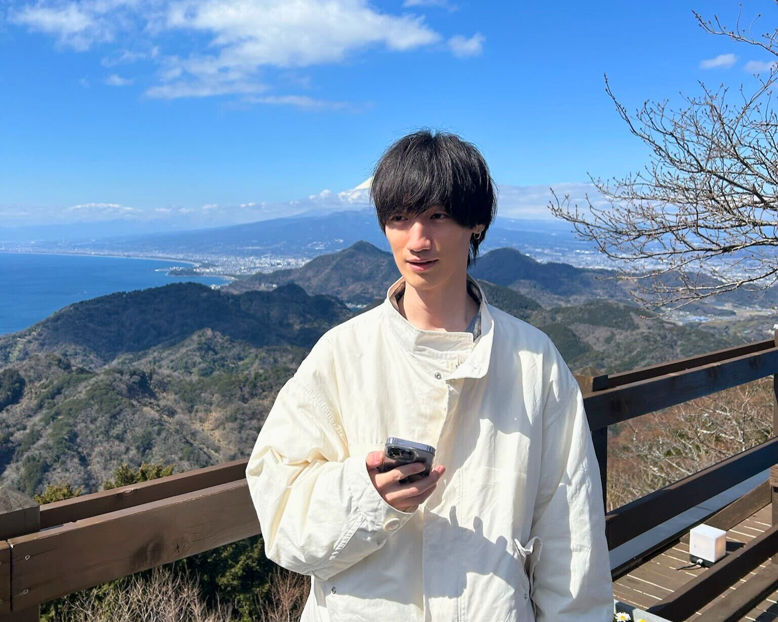 「美容師から役者の夢、そして未経験エンジニアへ」—— 新しい挑戦が止まらない僕の選択