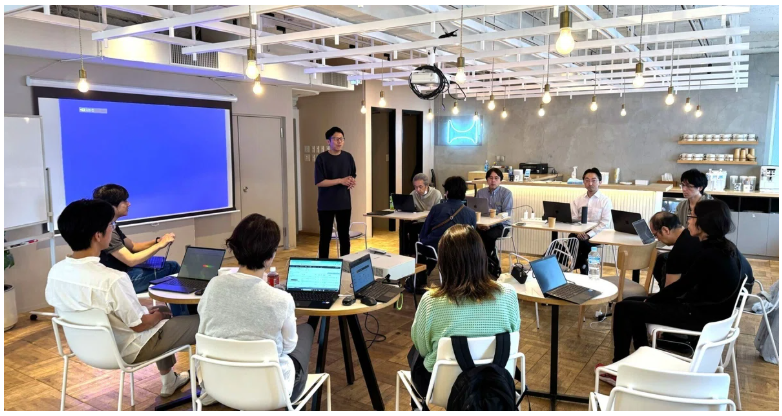事業の未来を考える「事業部会」