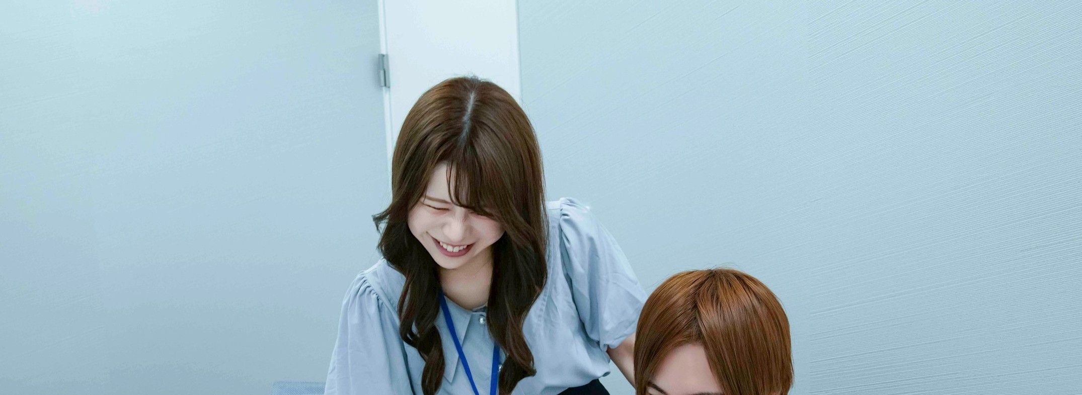 異色のキャリアが拓く、人と組織の「本質的な美しさ」──人事・CS 佐藤えれなの挑戦