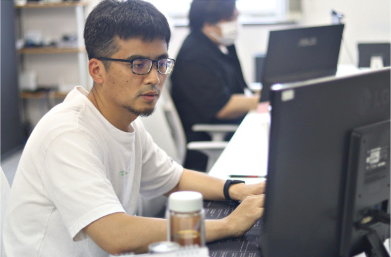 地方でも、Ruby on RailsやVue.jsで成長中。家族との暮らしを大切にしながら、実装力もチーム力も伸ばせる場所がここにありました。