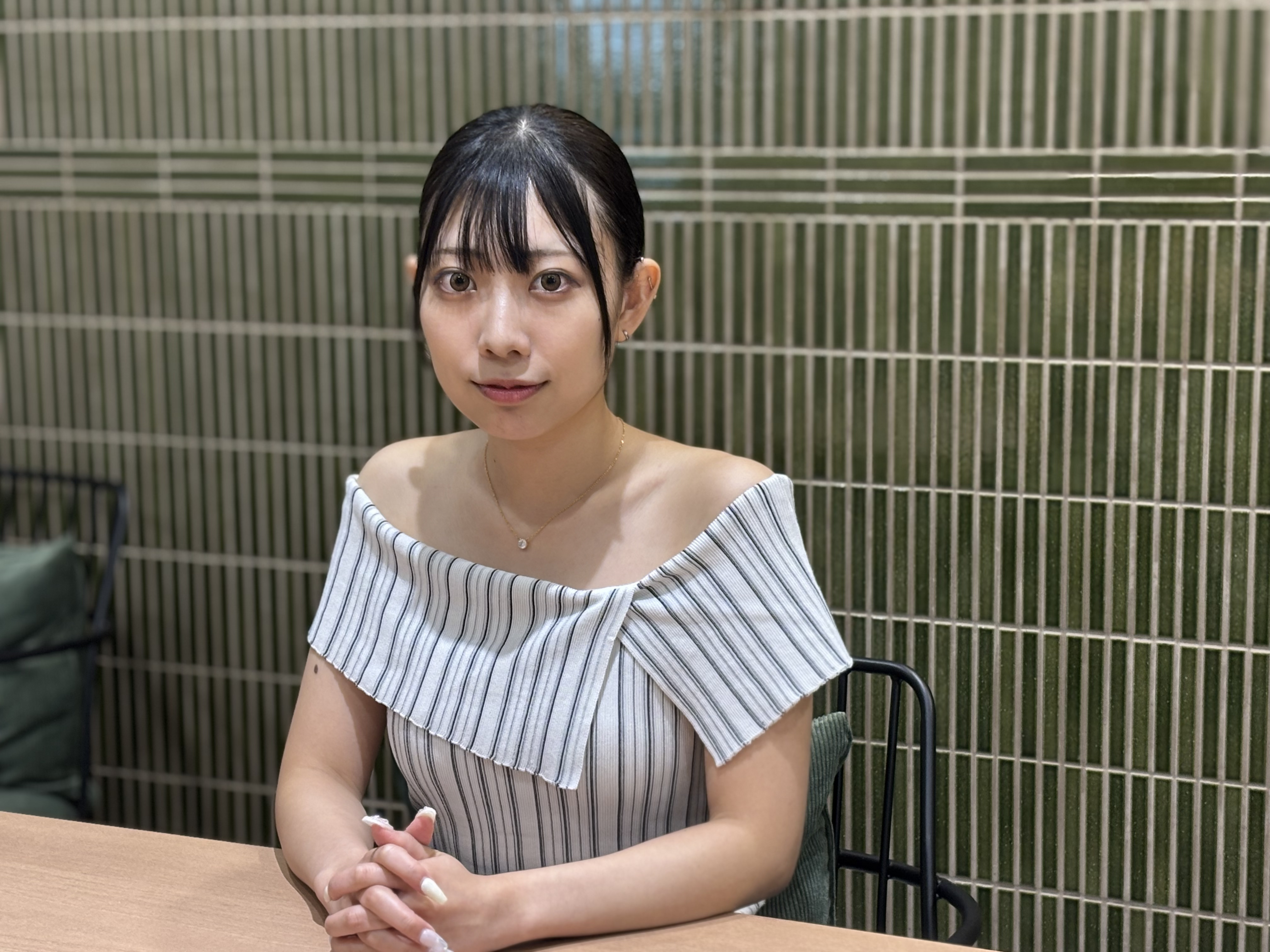 【社員インタビュー】「胸を張れるキャリアを築く」異色キャリアの新入社員がSNSマーケティングのプロを目指す理由。
