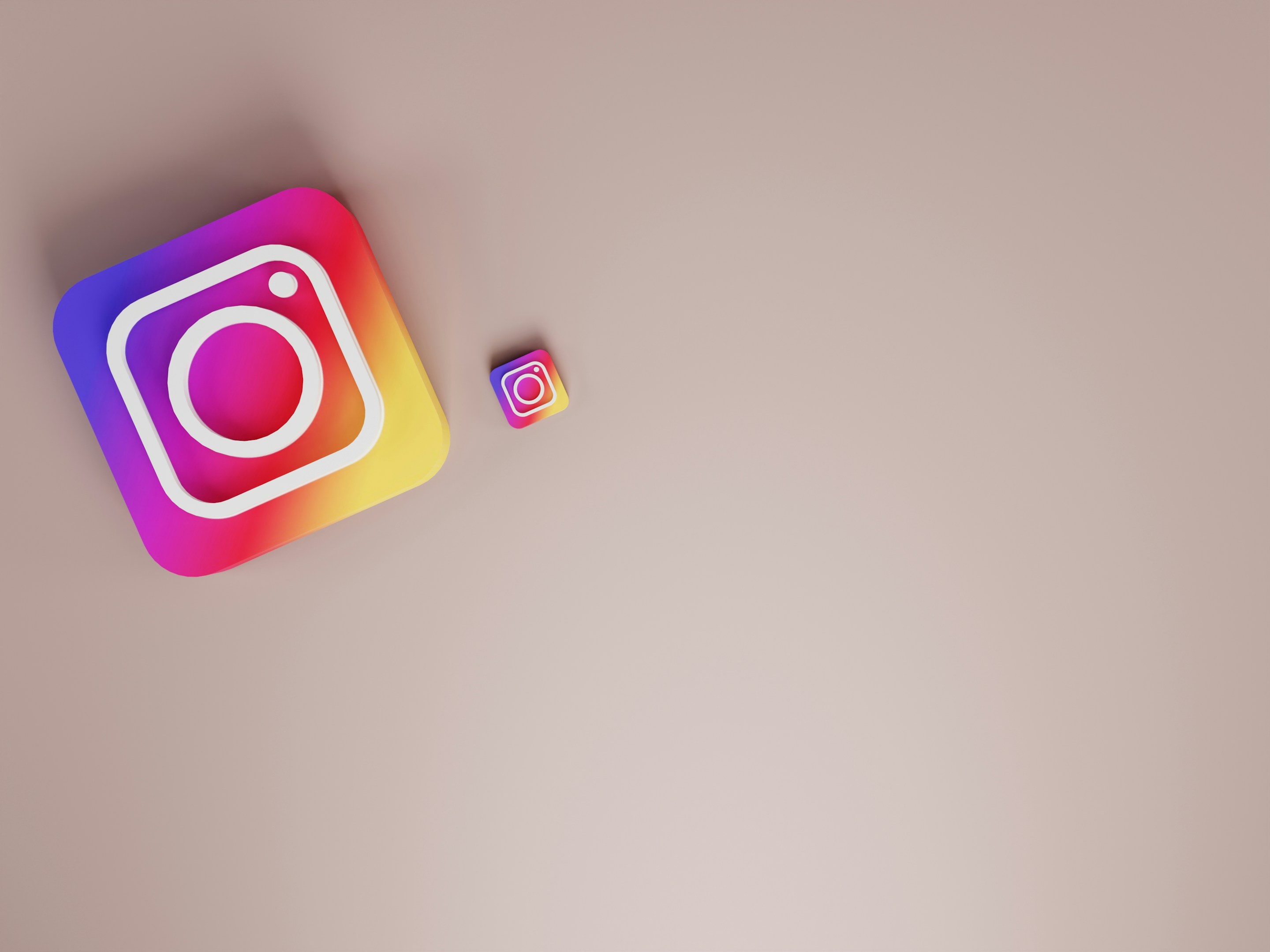 採用Instagramをはじめました