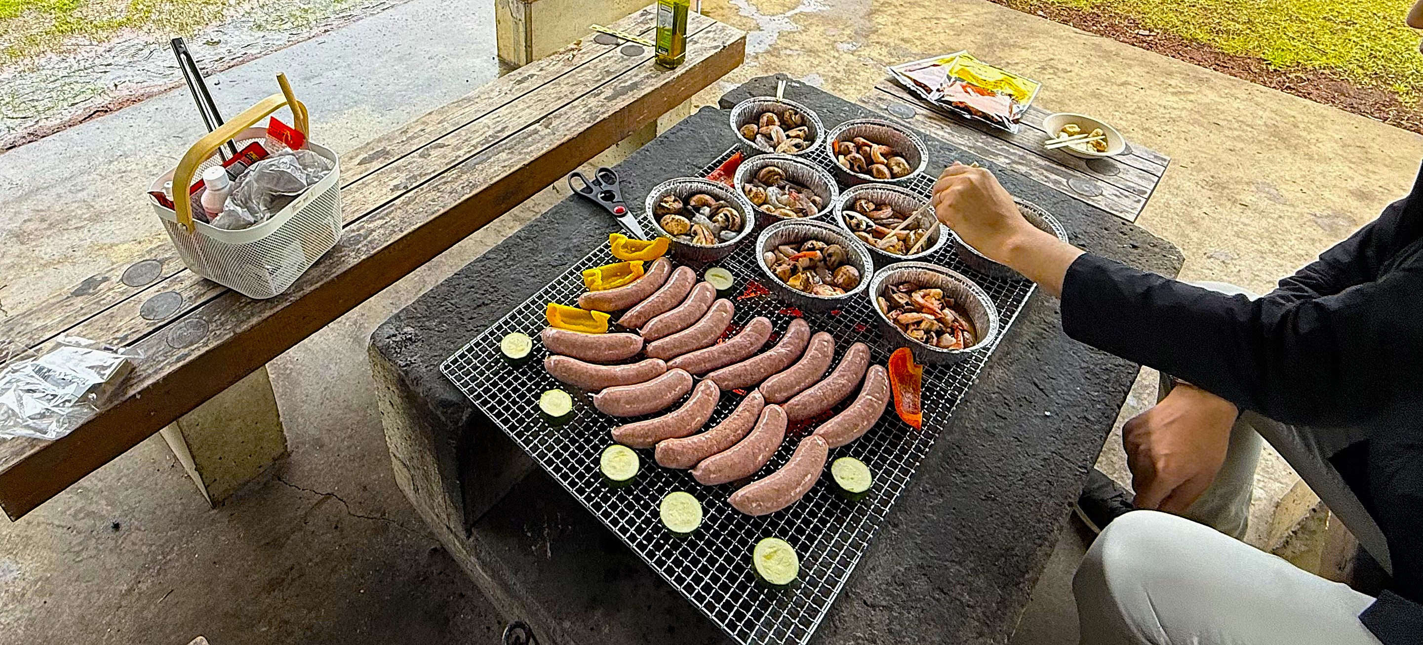 【社内イベント】肉と笑顔が繋ぐ、年に一度の感謝祭！CREBAR FLAVOR.のBBQは、ただのBBQじゃないんです。