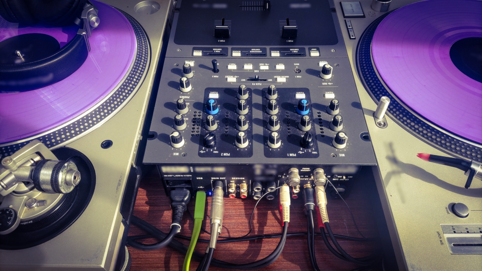 好きな音楽で盛り上がろう！DJイベント開催
