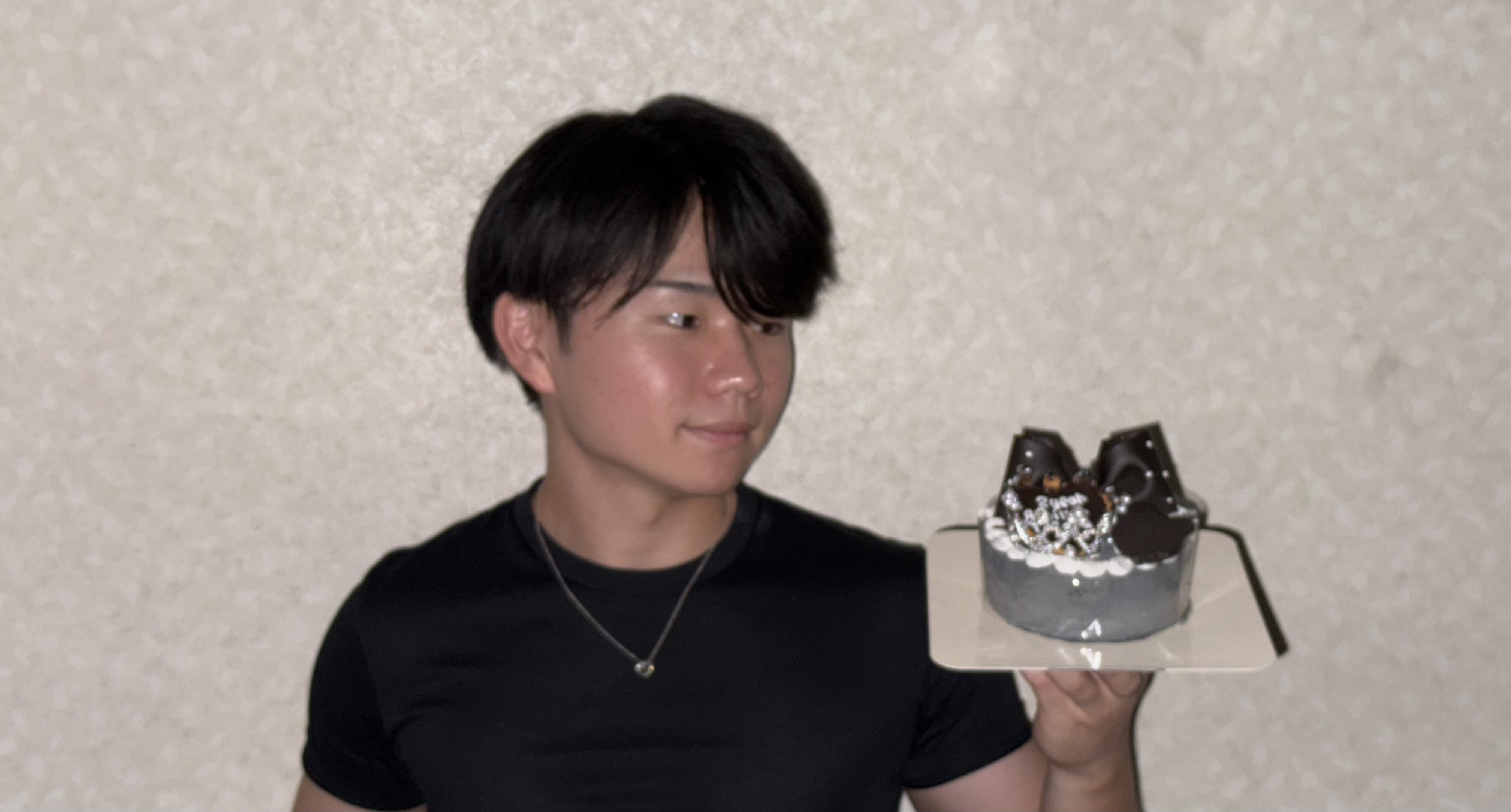 「そろそろ、やばい。」遊び呆けた大学2年間を経て、私がフルリモートの長期インターンで「リアルな仕事」に目覚めた話