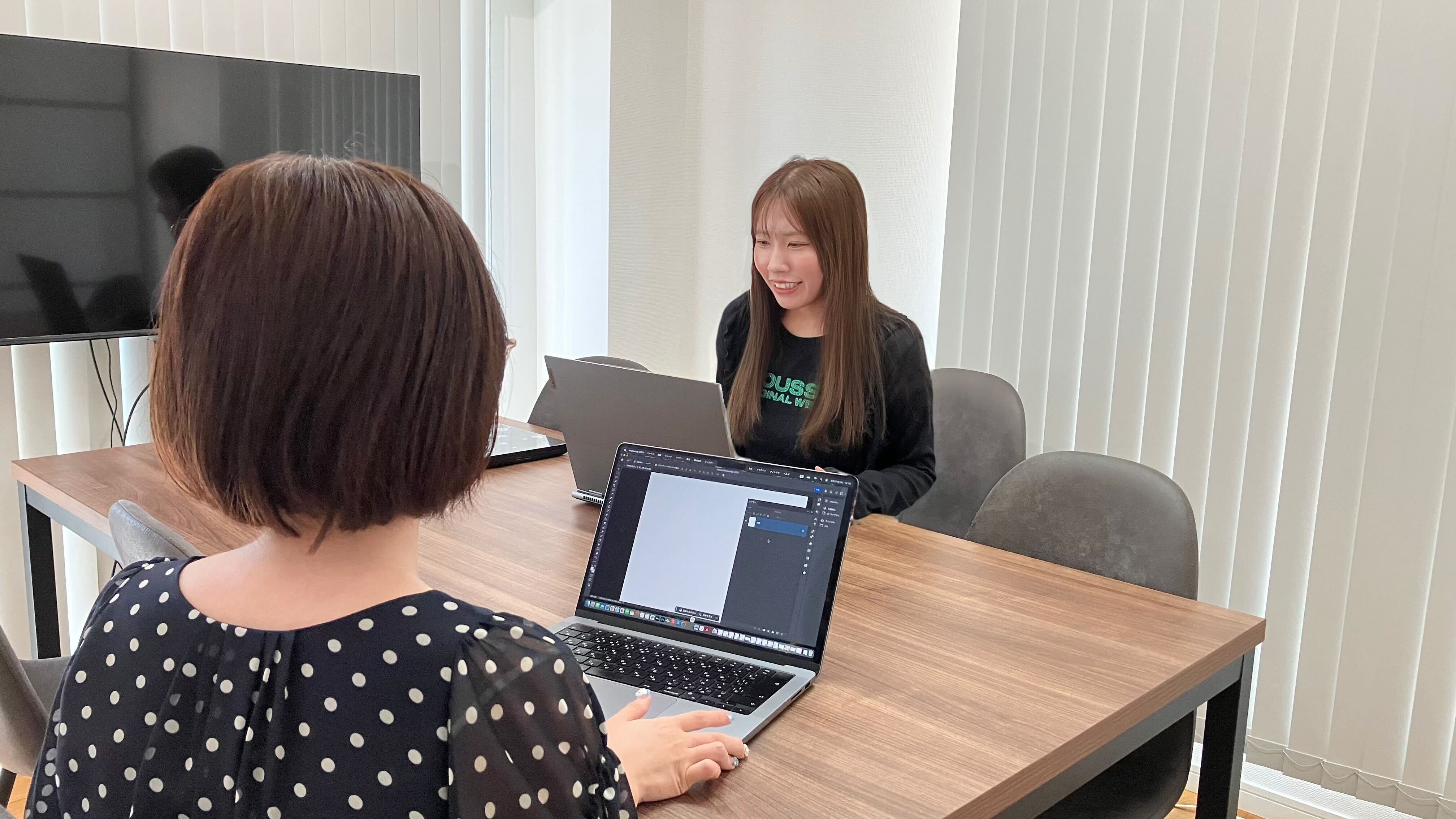 未経験からディレクターへ！入社1ヶ月の新メンバーにインタビューしてみた