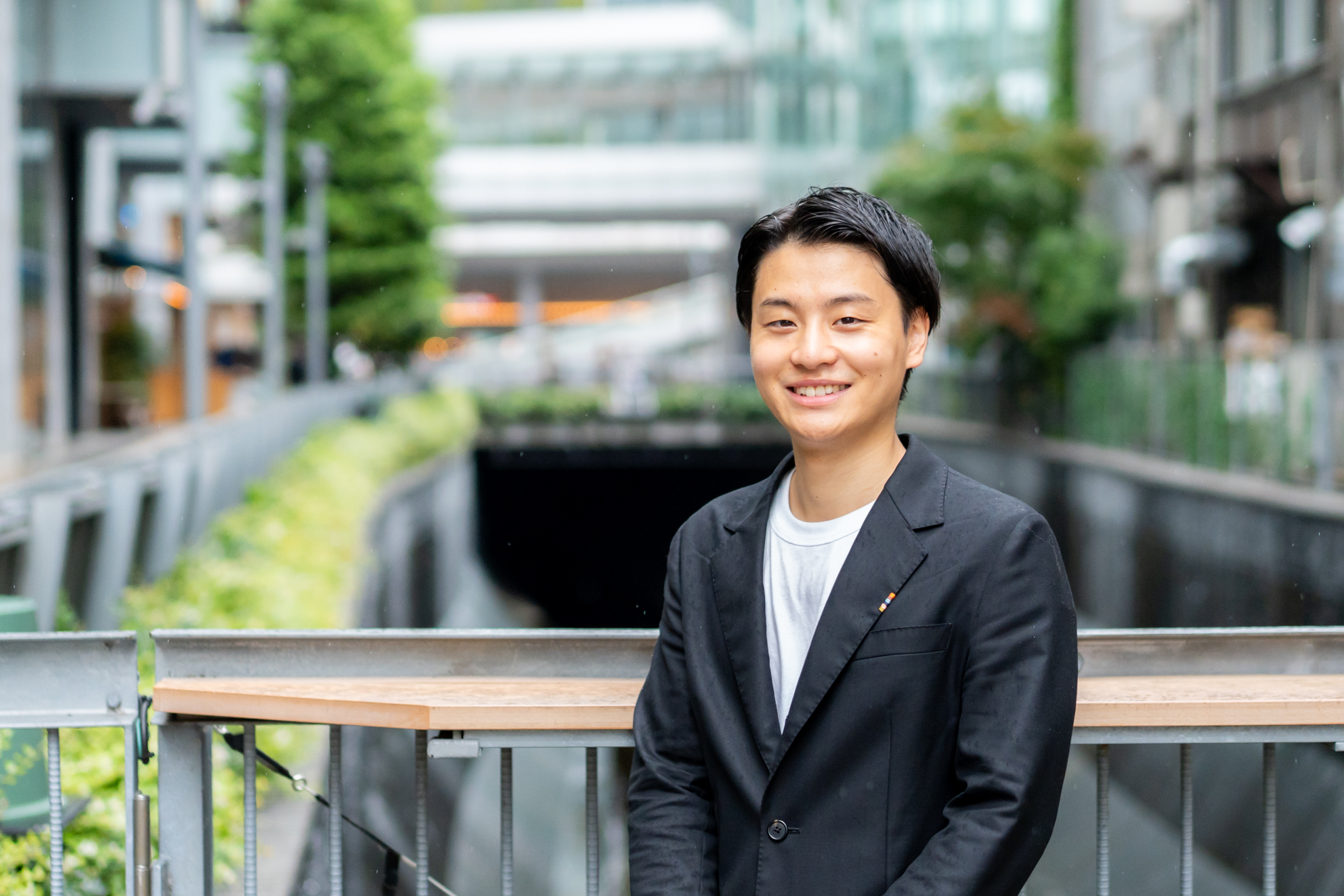 学生起業の原点と挑戦 ― 「行動する大人」でありたいから