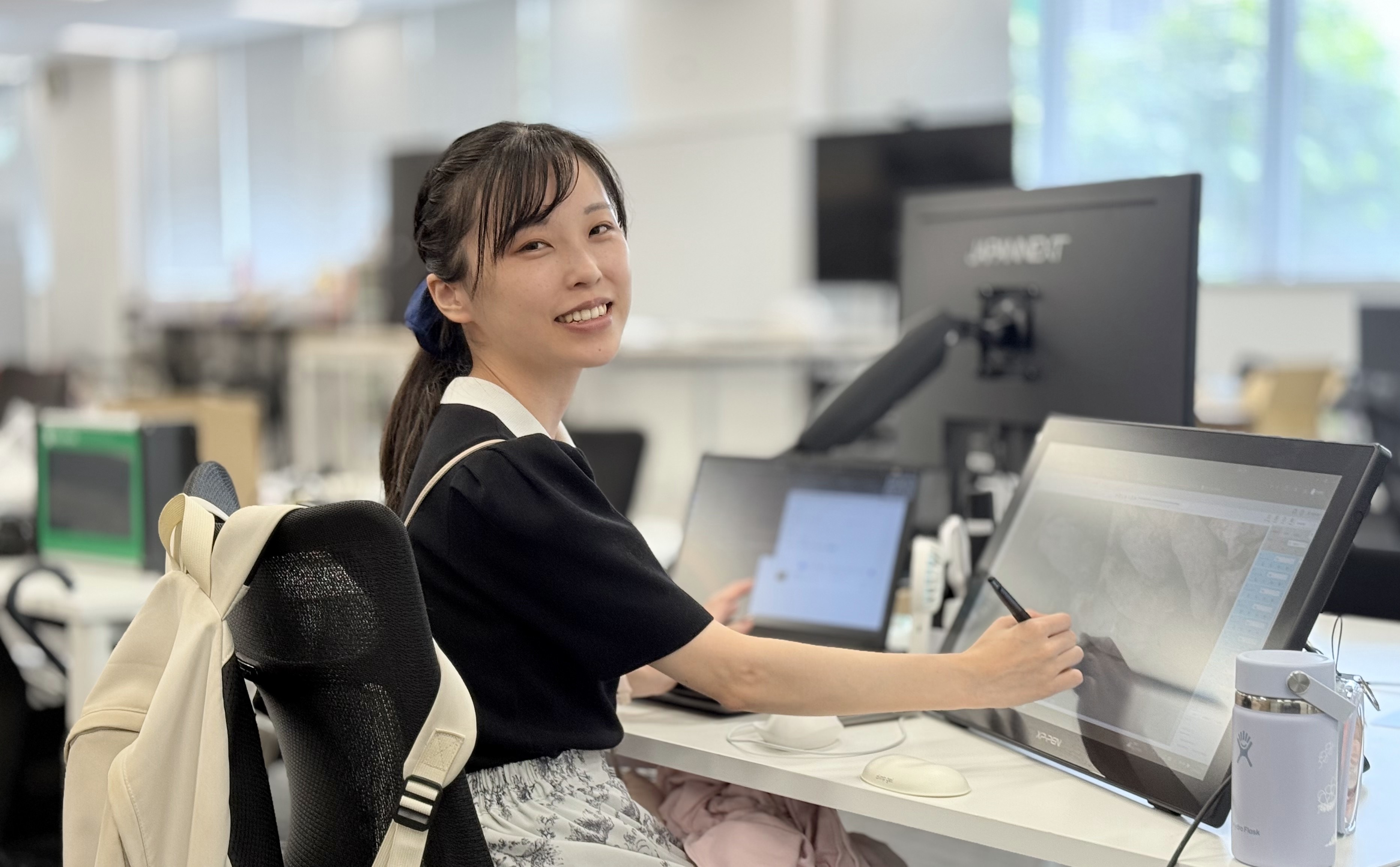 【社員インタビュー】「Think Different」で、自分らしく挑戦を続ける ─ 元パティシエ、エンジニアチーム寺田さん
