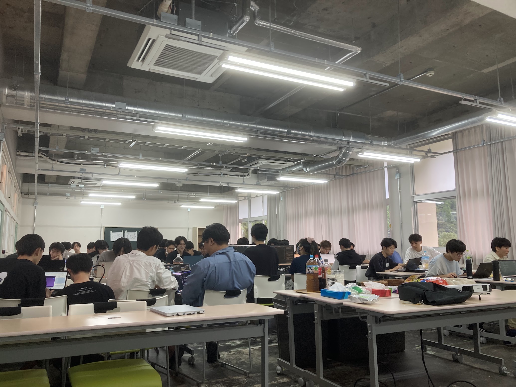 佐賀で熱狂する学生ハッカソン「ガバイソン2025夏」の舞台裏