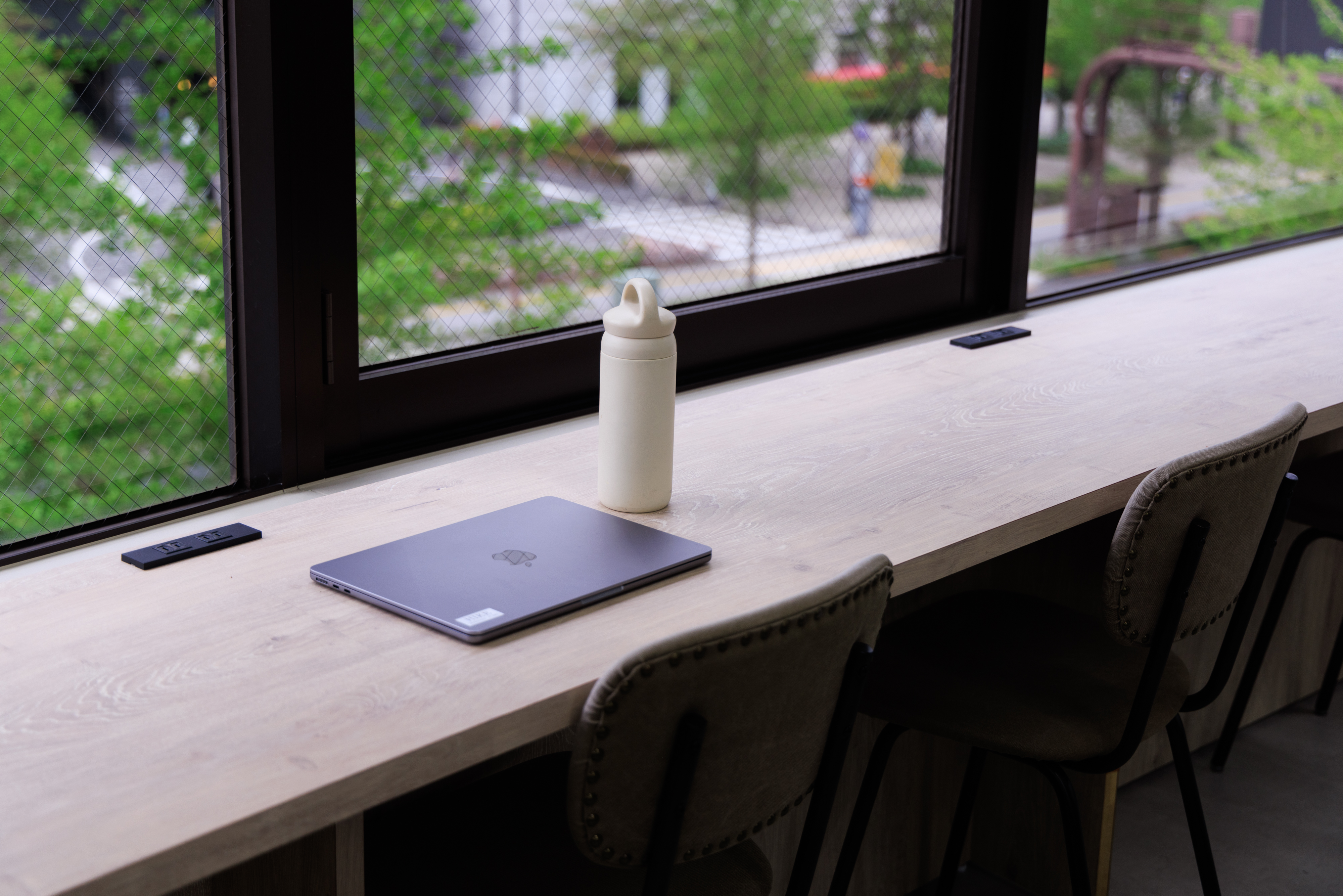 教えて！HIKE人のカバンの中身　〜マーケティング部〜