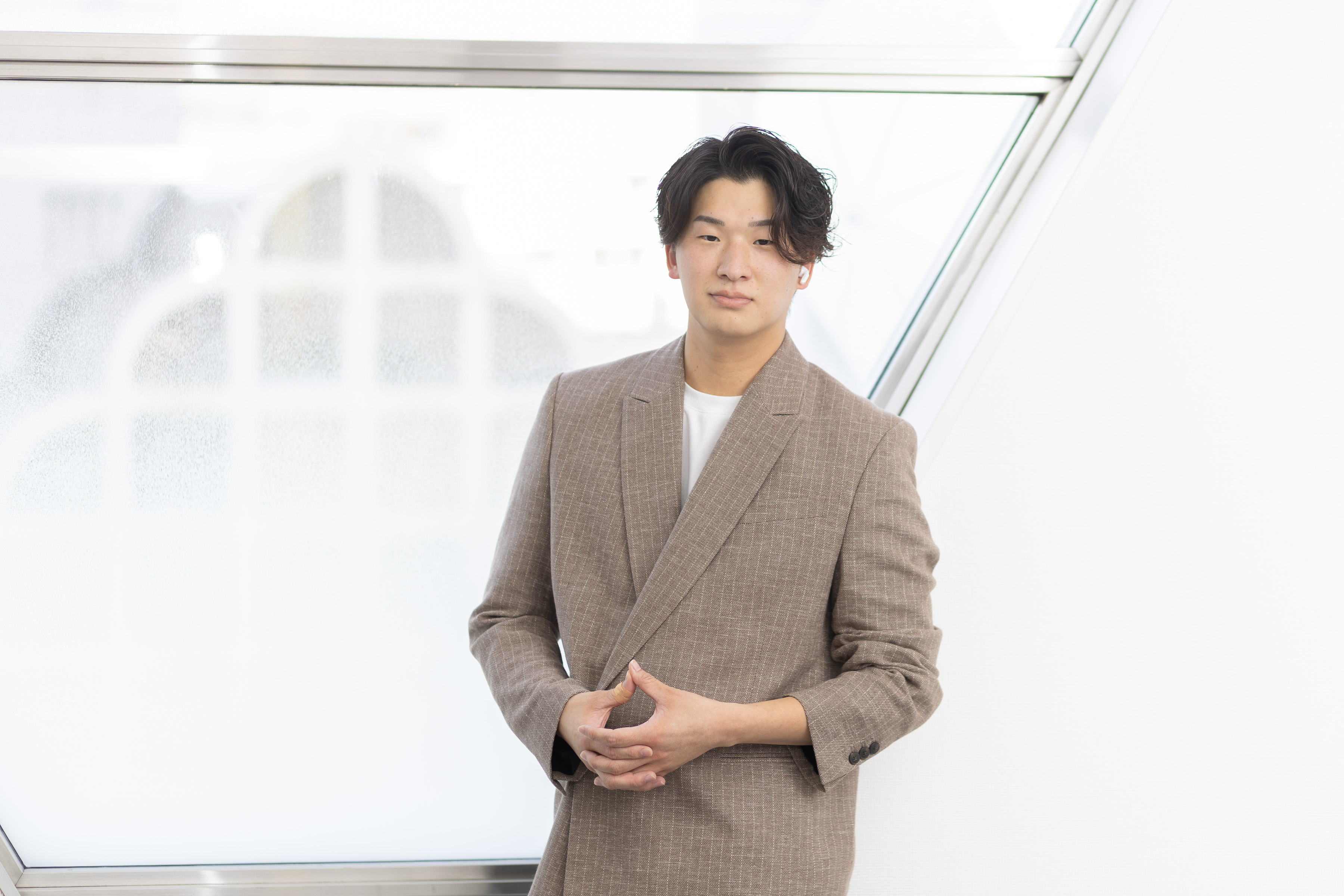 【バイト6回クビの経験から、100億企業の役員へ】LINGs牛島に聞く、若者へのメッセージ