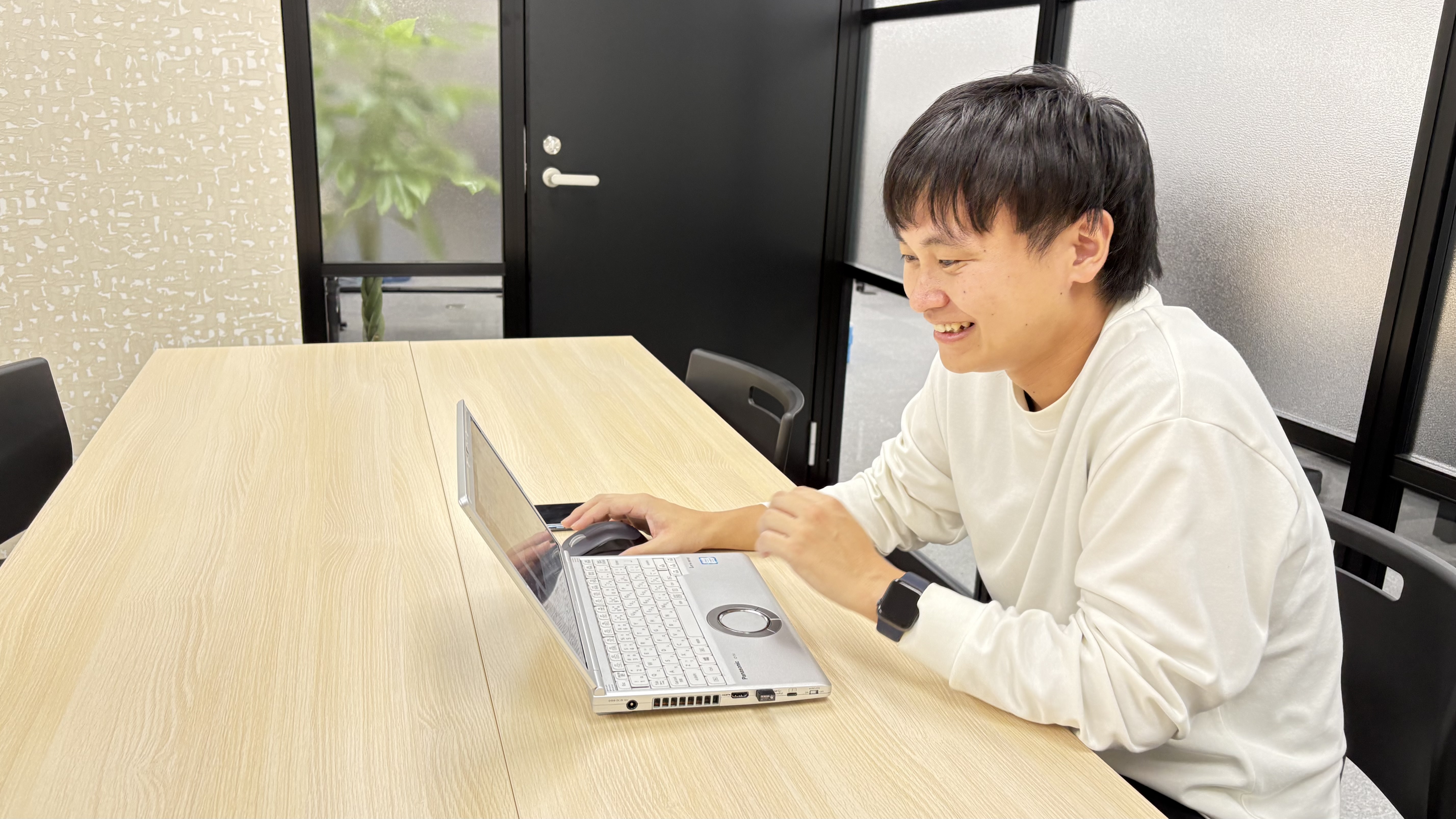 【新入社員インタビュー】「HAREのミッションが強く刺さった」 多彩なキャリアを持つ新人CAが目指すのは？