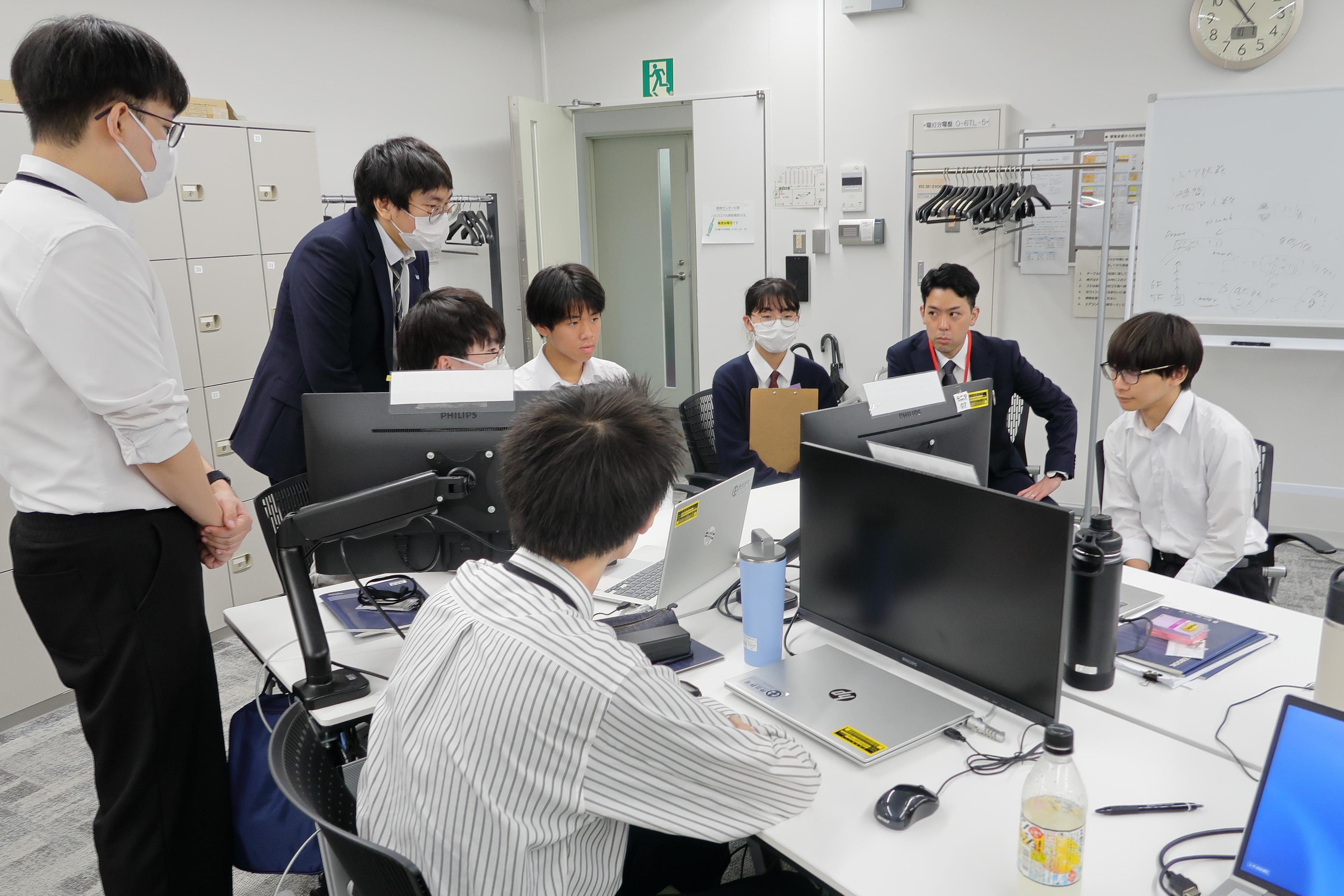 新潟工業高等学校 IT工学科の皆様が会社見学に来社されました